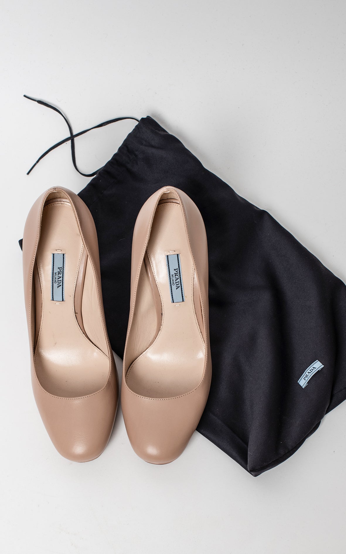 Salones de piel beige