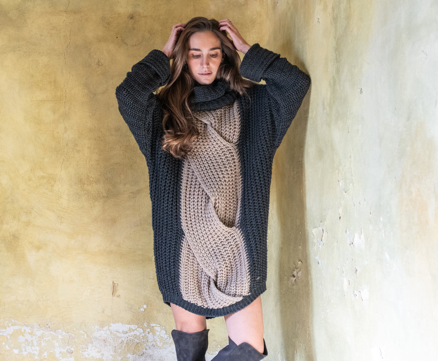 Jersey maxi ochos gris cuello cuelto