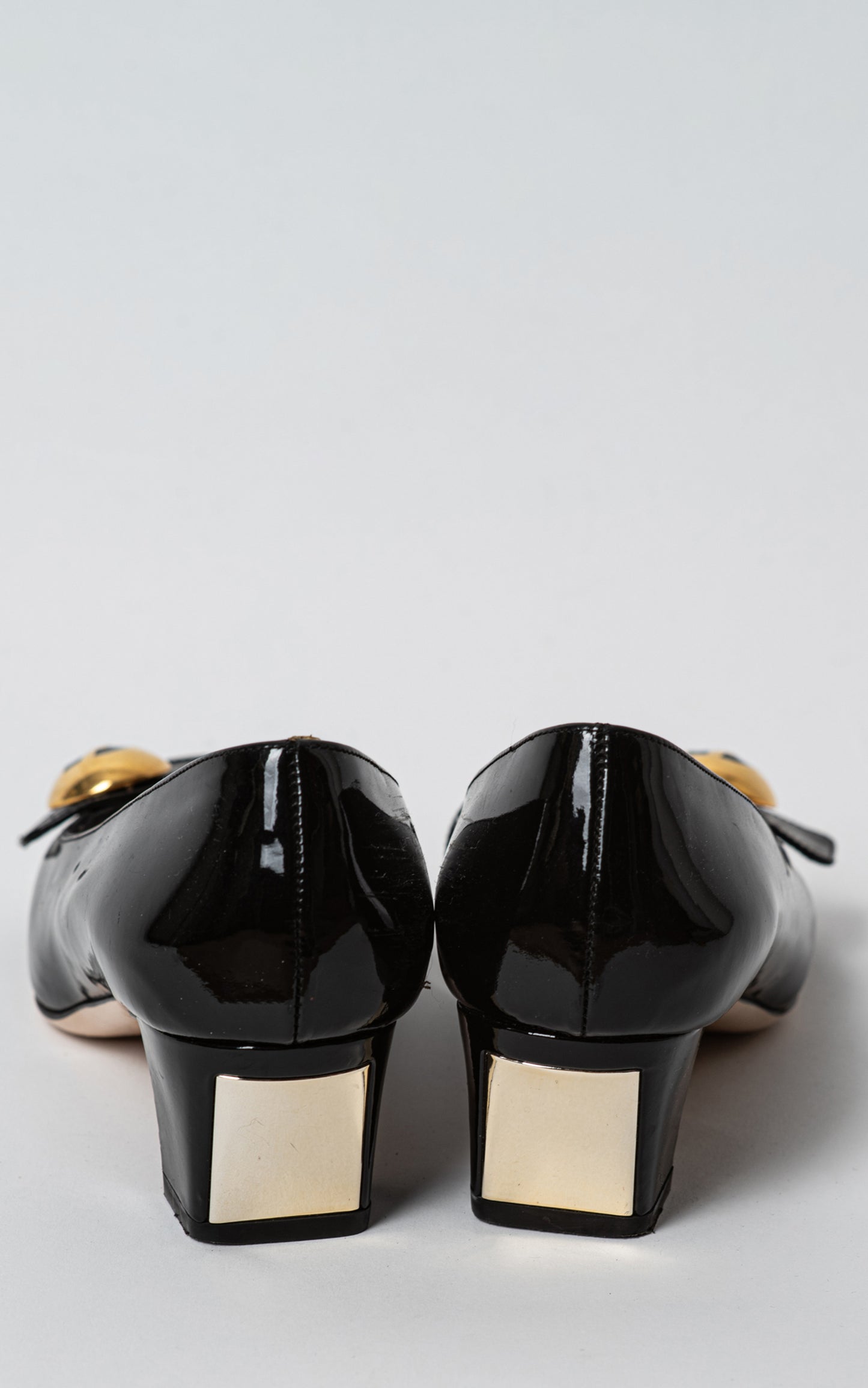 Salones vintage negros