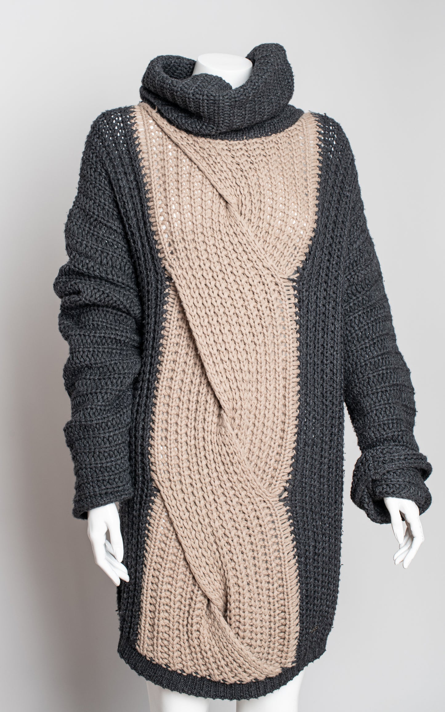Jersey maxi ochos gris cuello cuelto
