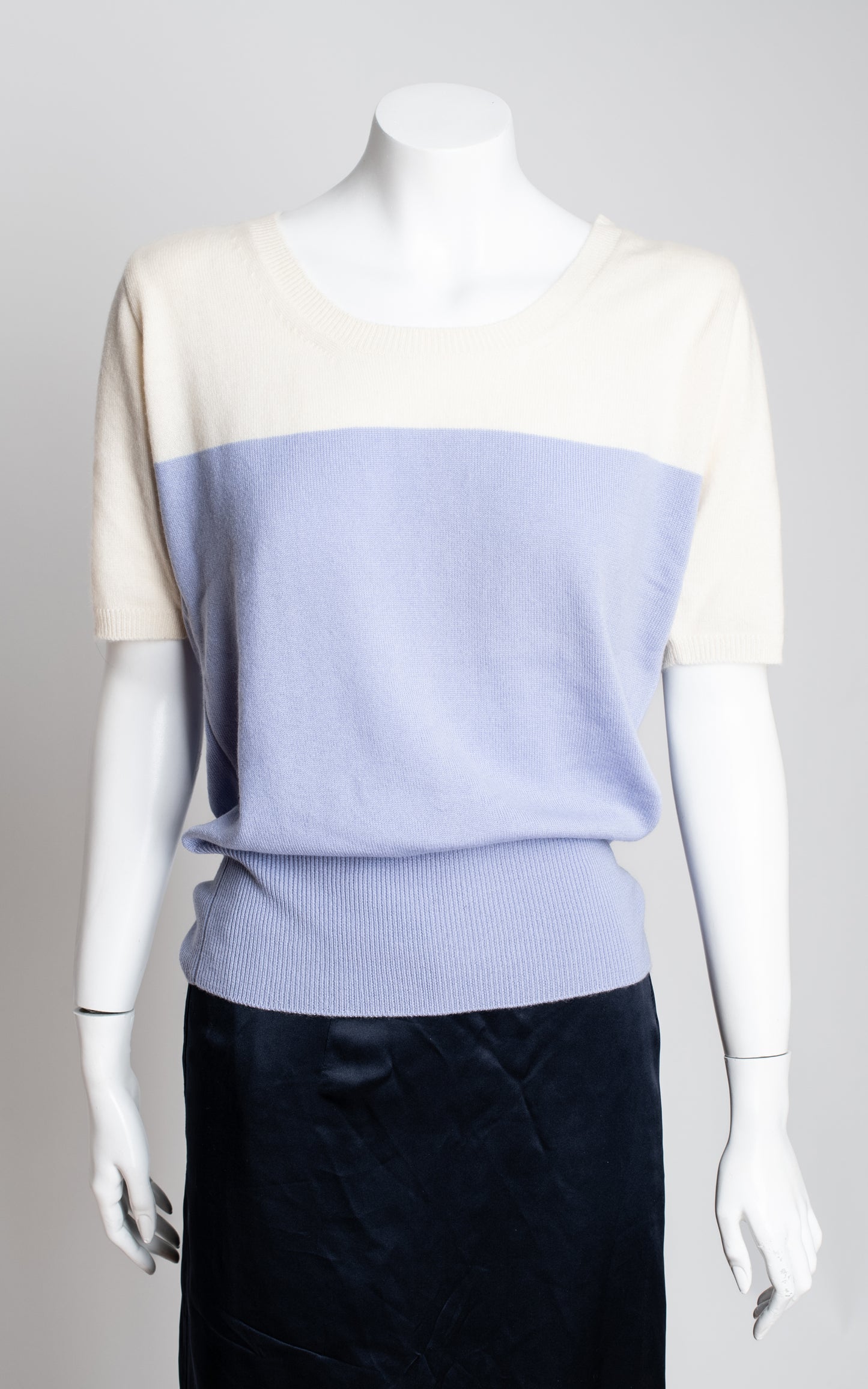 Jersey manga corta bicolor blanco y lila cashmere