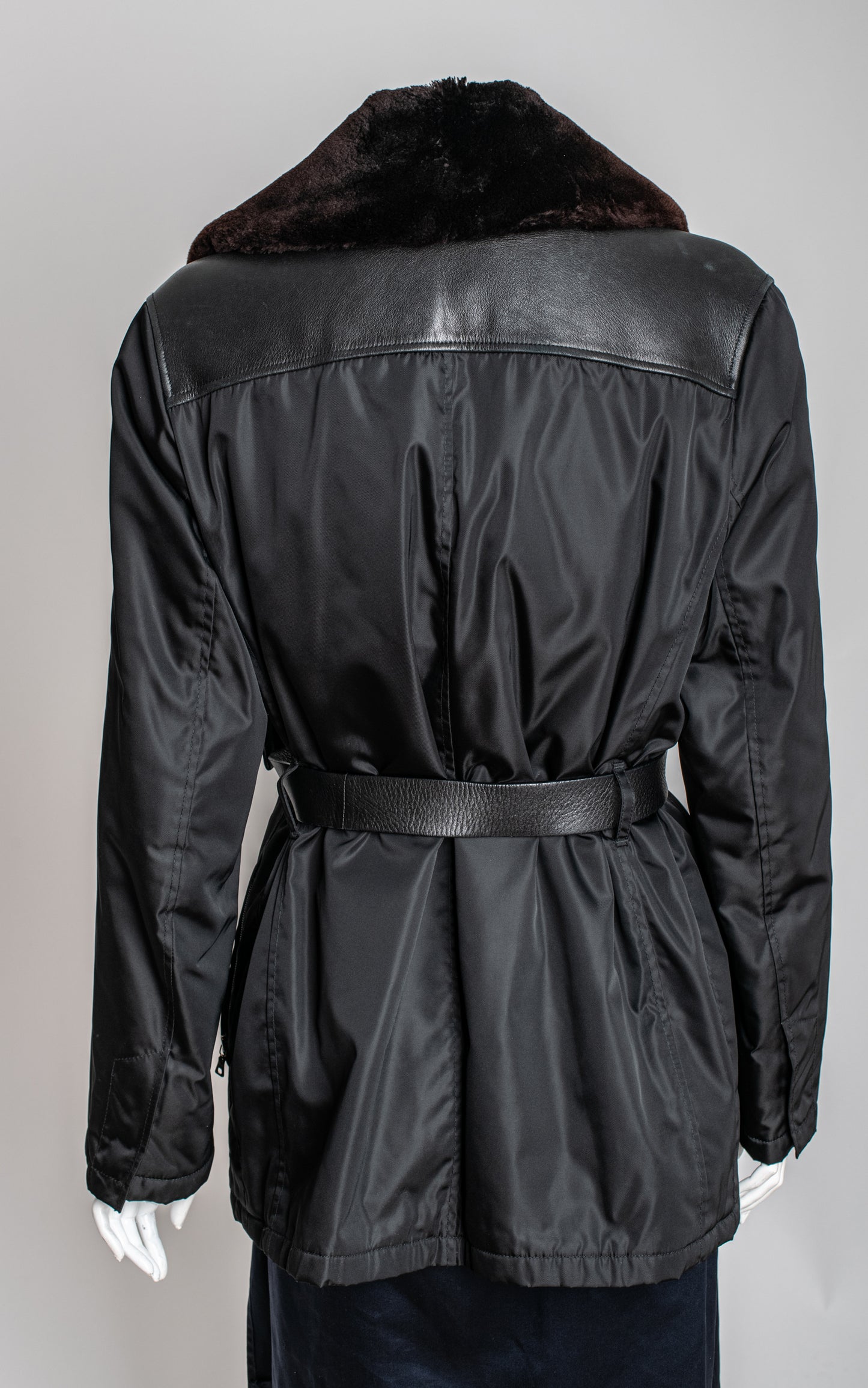Gabardina cuello pelo