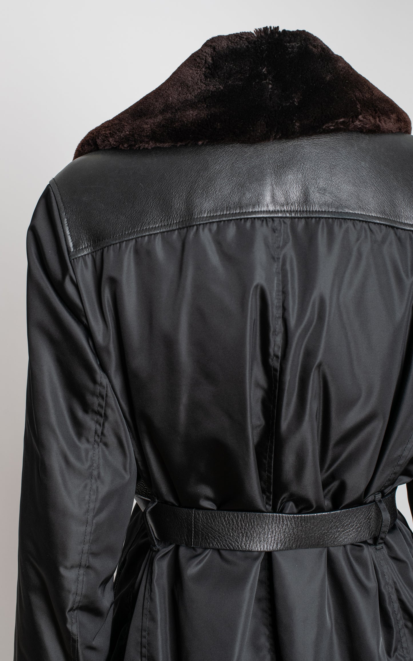 Gabardina cuello pelo