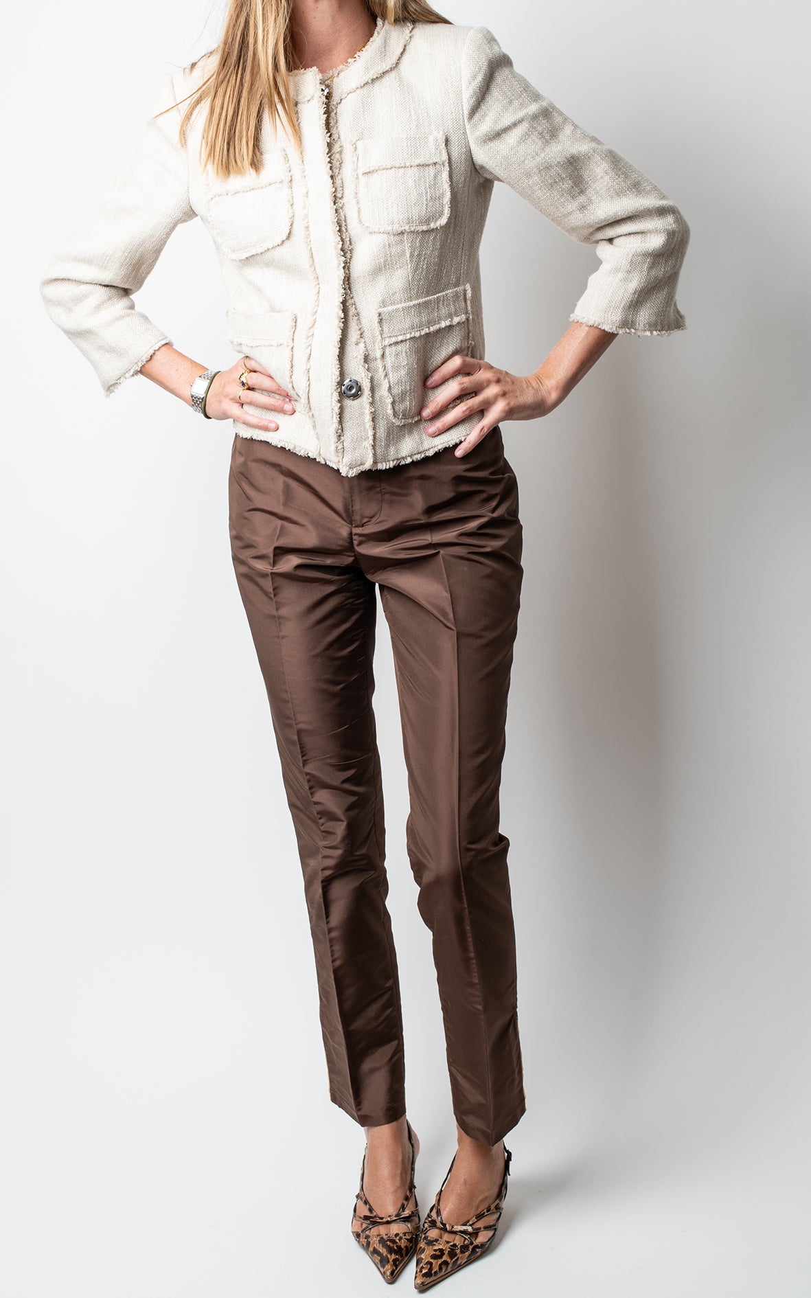 Pantalones marrones bibo dorado