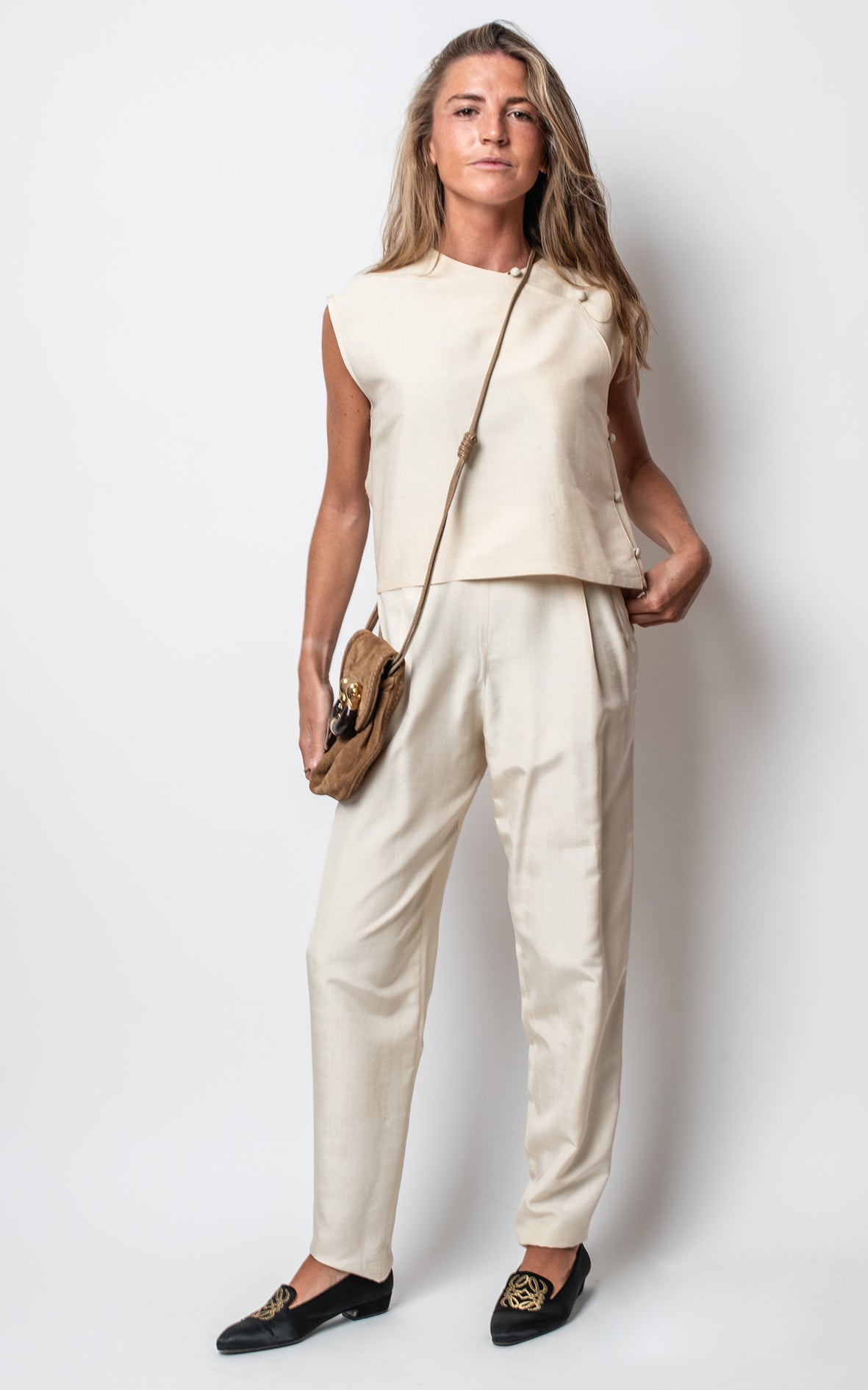 Total look seda tipo chino