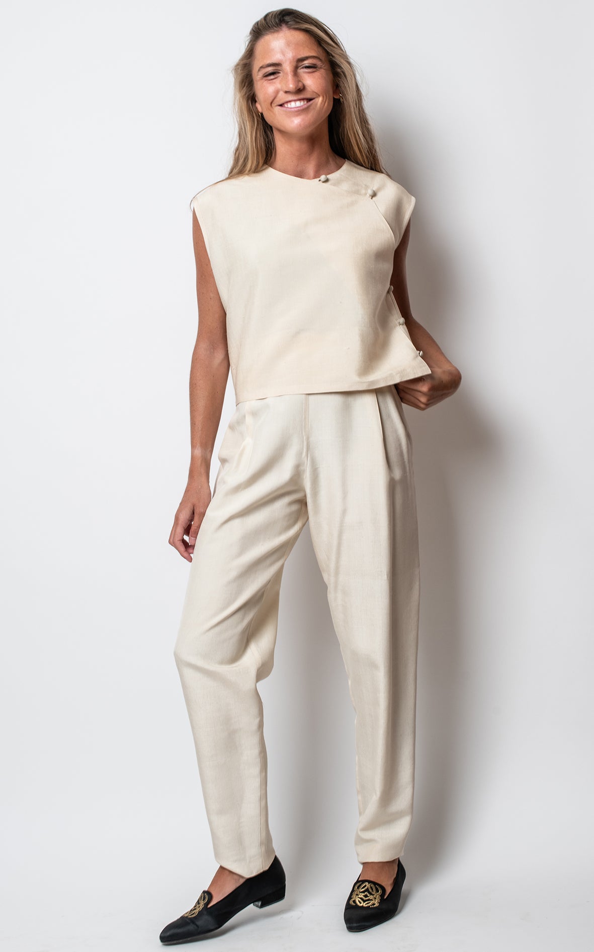 Total look seda tipo chino