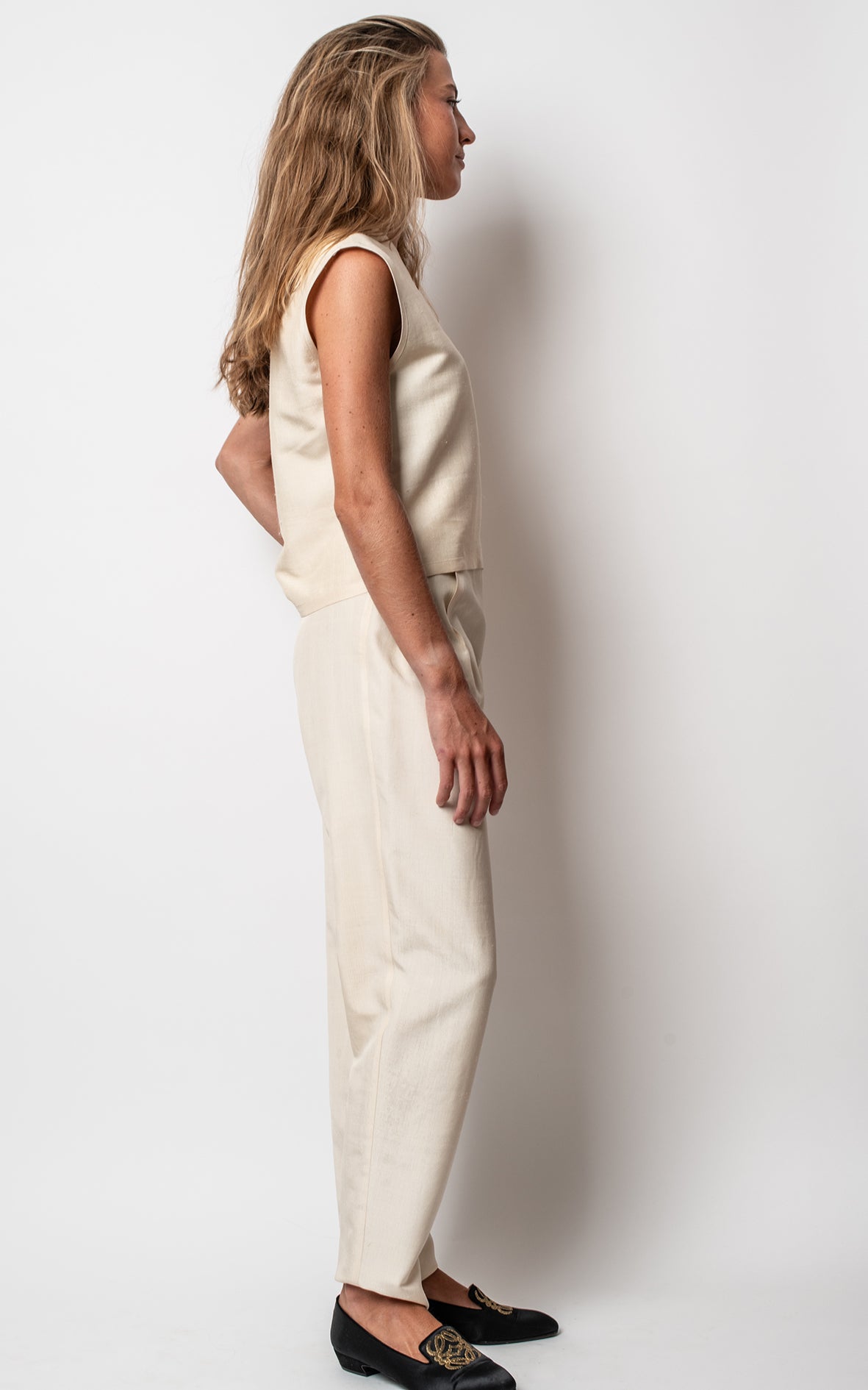 Total look seda tipo chino