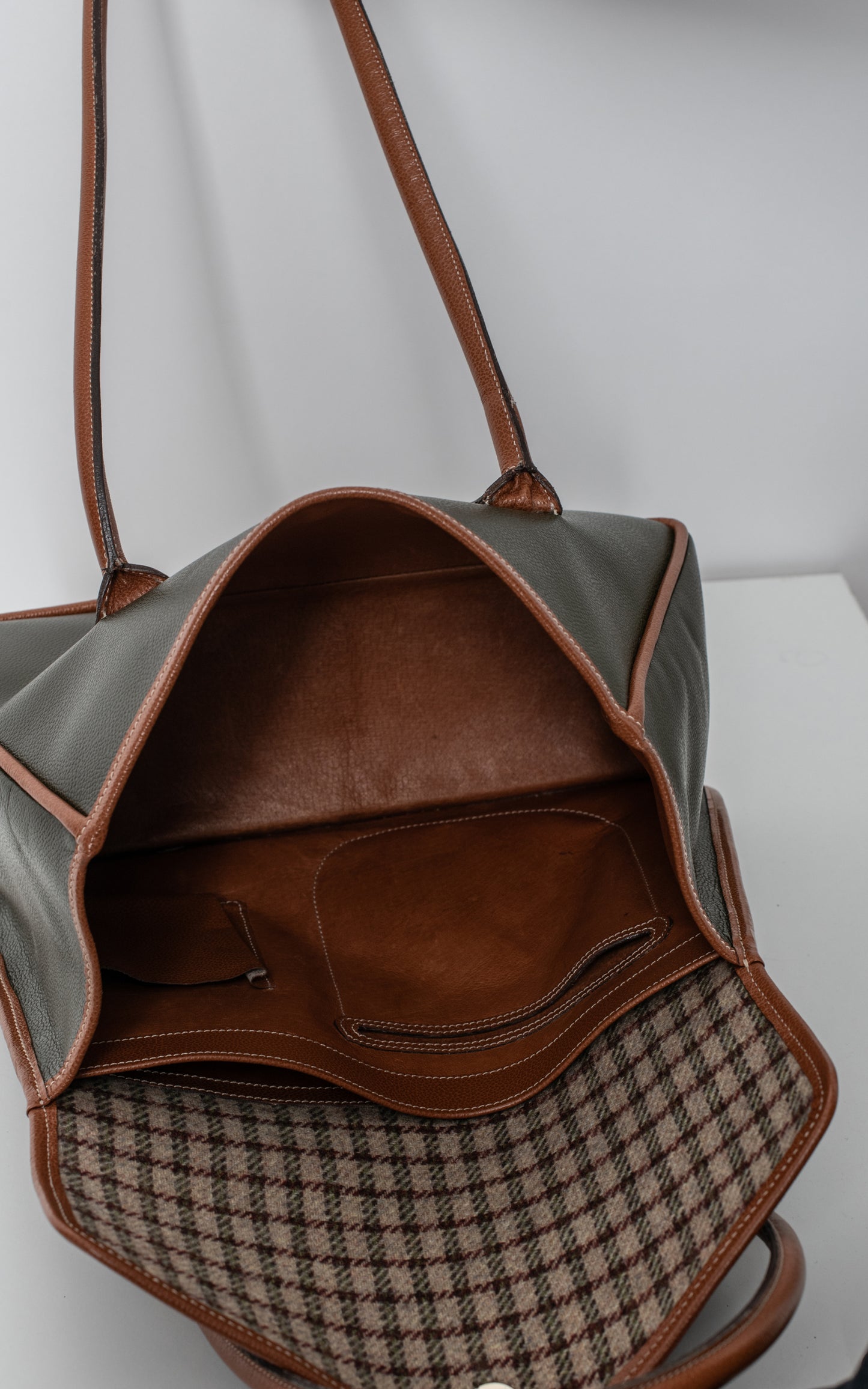 Bolso verde y marron piel