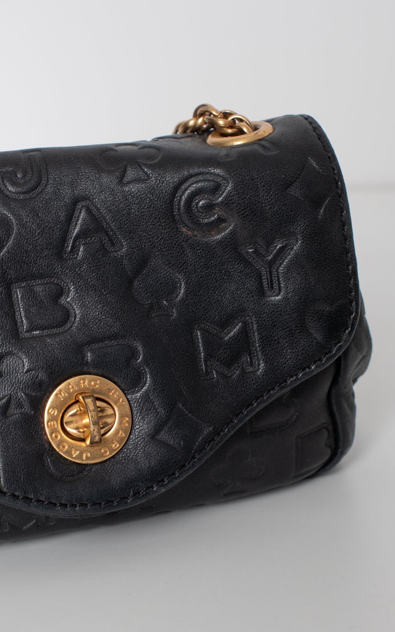 Bolso negro pequeño