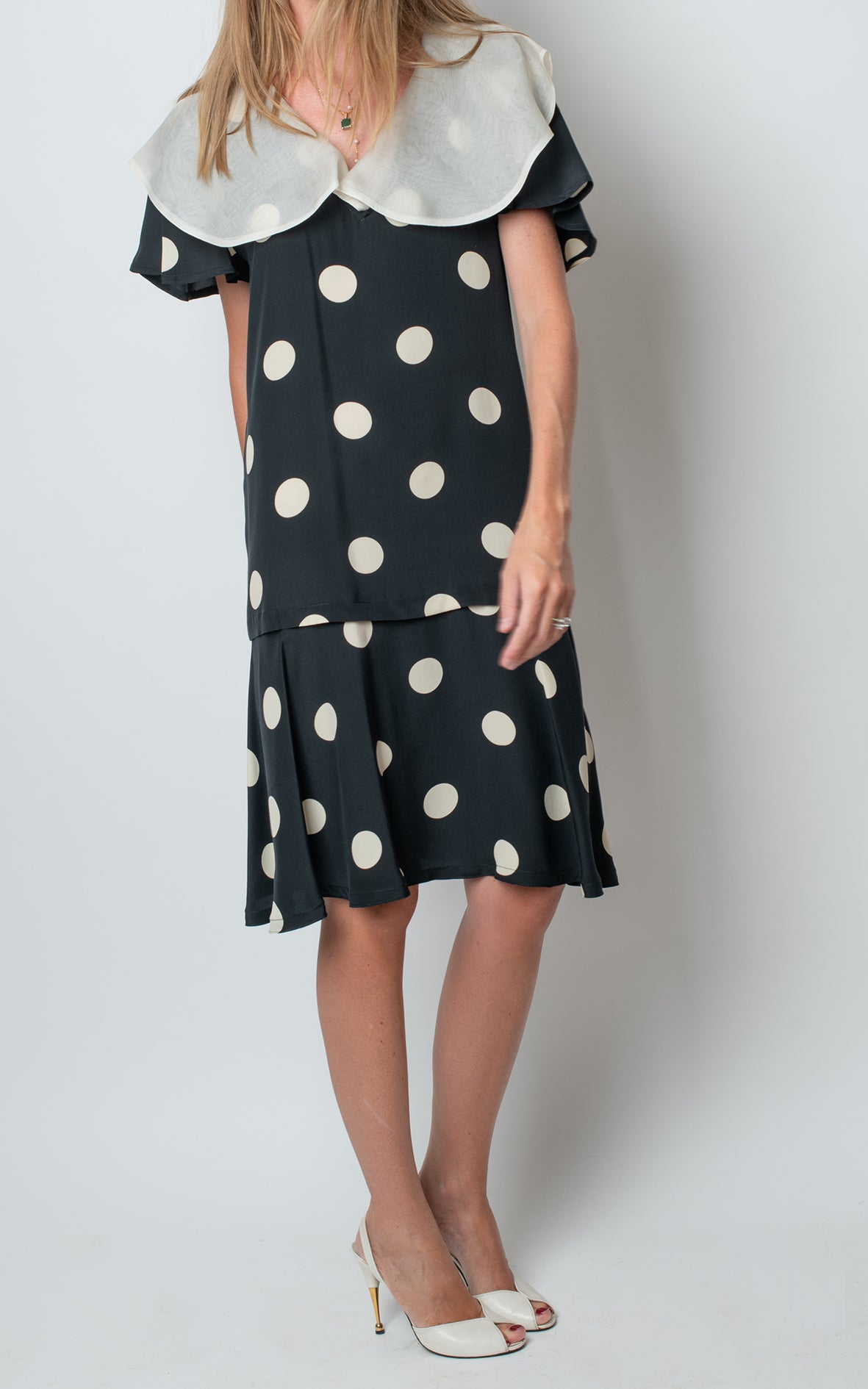 Vestido lunares cuello horganza