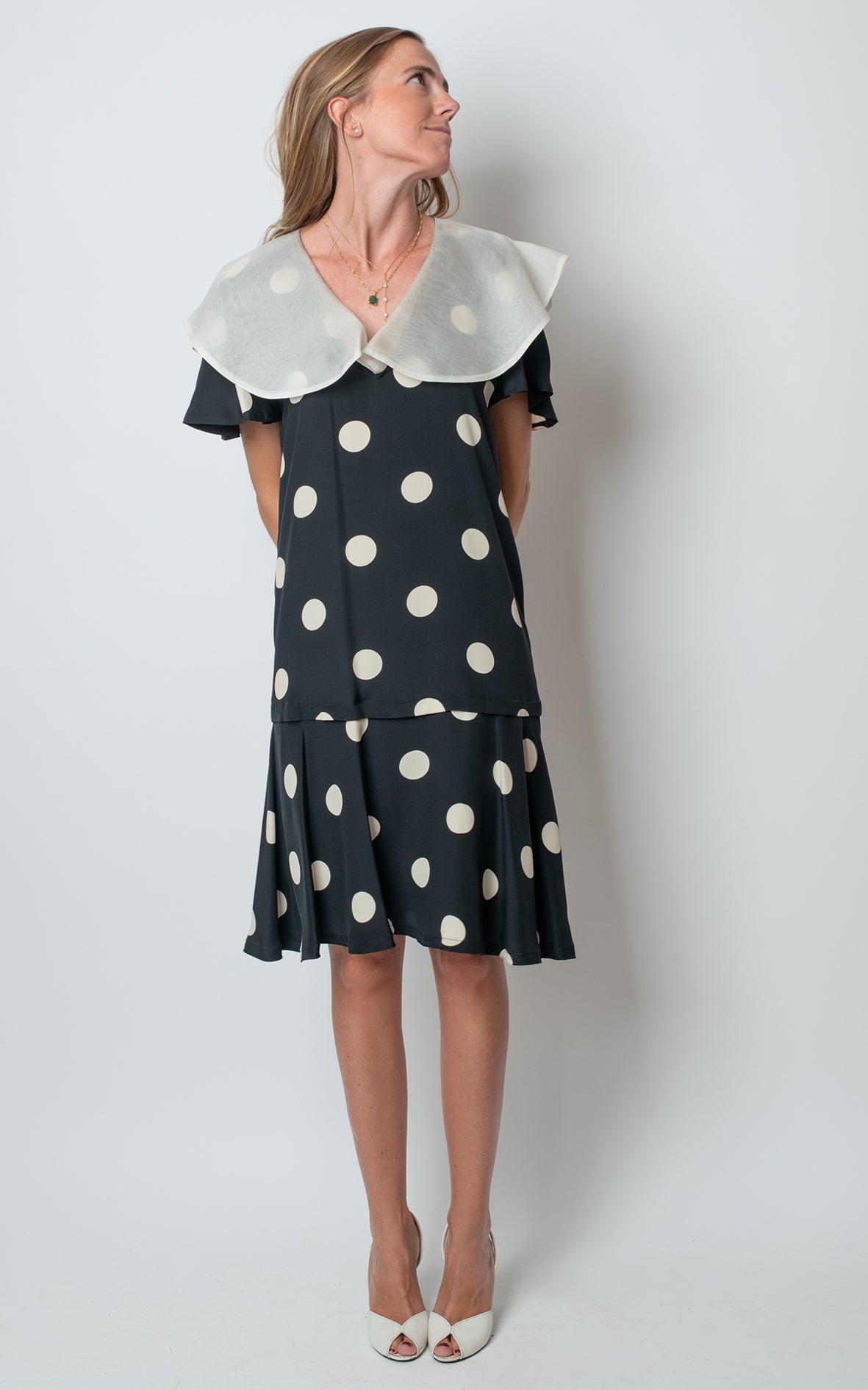 Vestido lunares cuello horganza