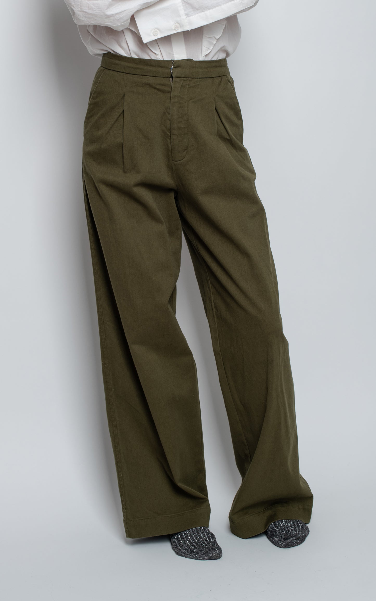 Pantalones pata ancha verdes