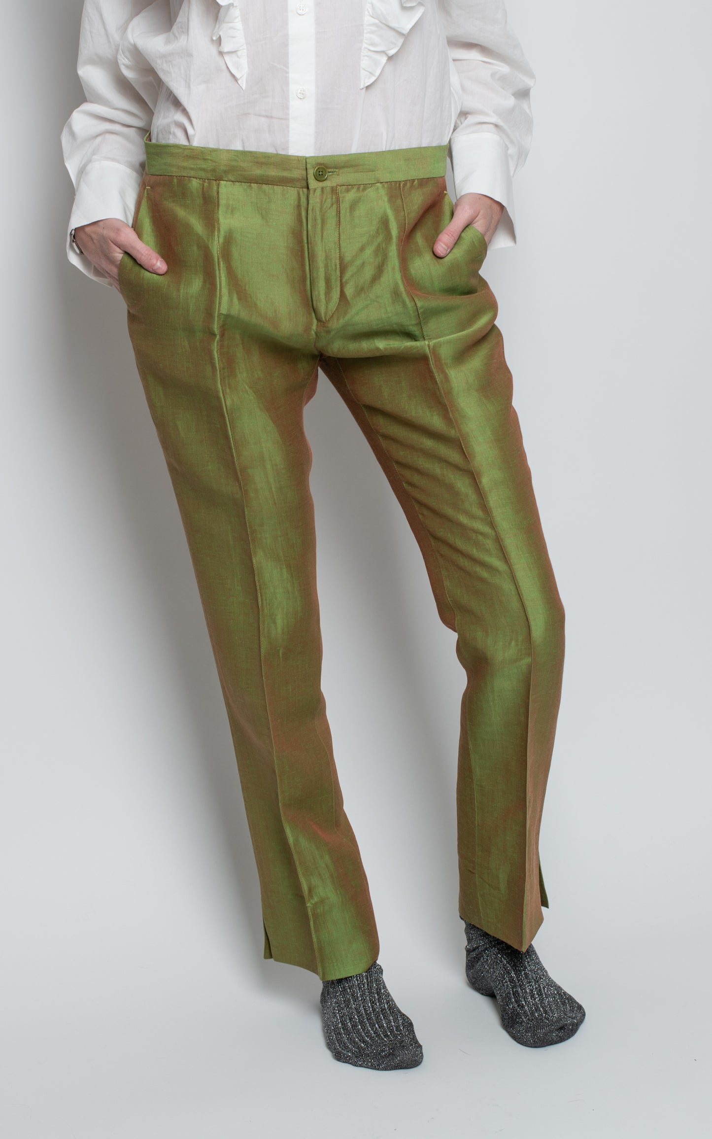 Pantalon verde seda salvaje