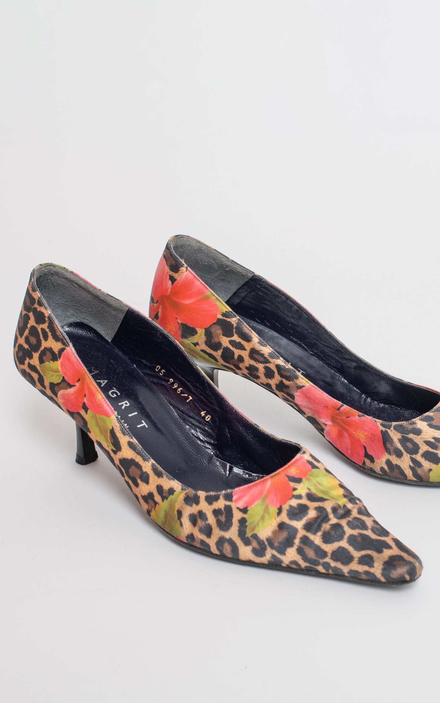 Zapatos leopardo y flores