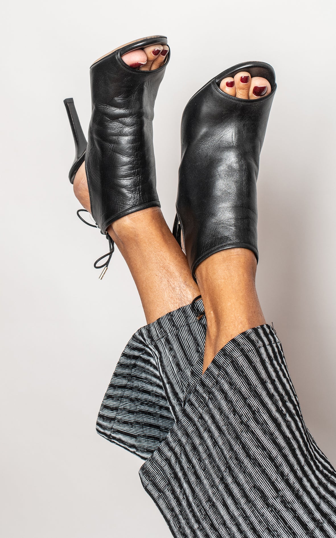 Sandalias de piel negras