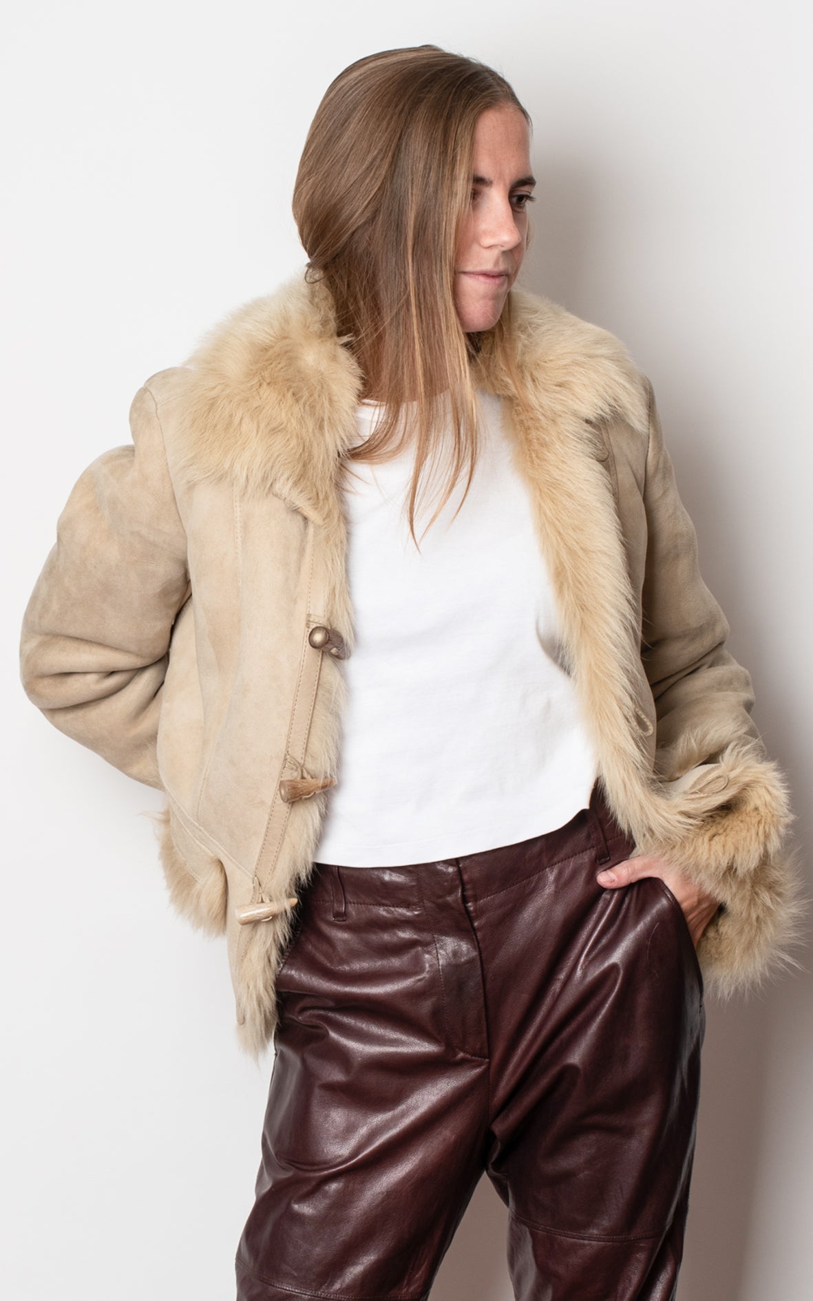Chaquetón piel vuelta beige