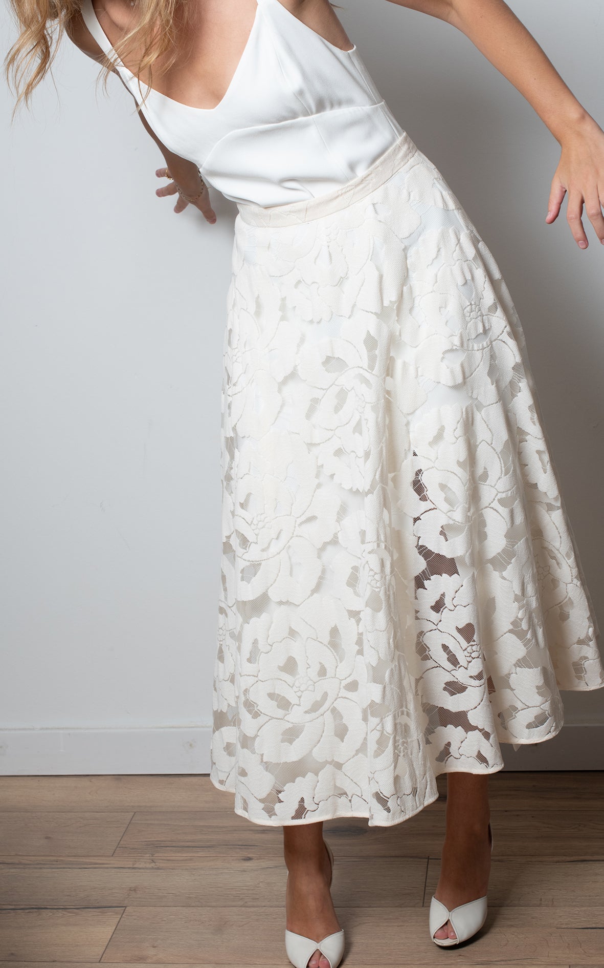 Falda blanca encaje