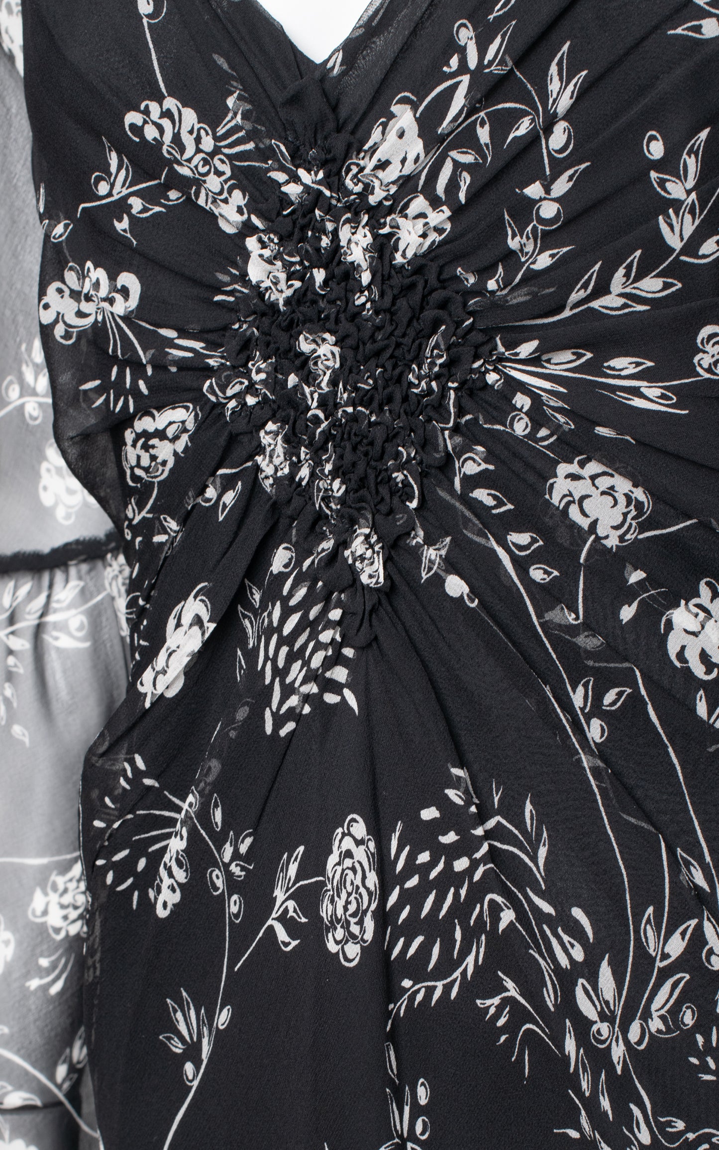 Vestido flores mangas gasa