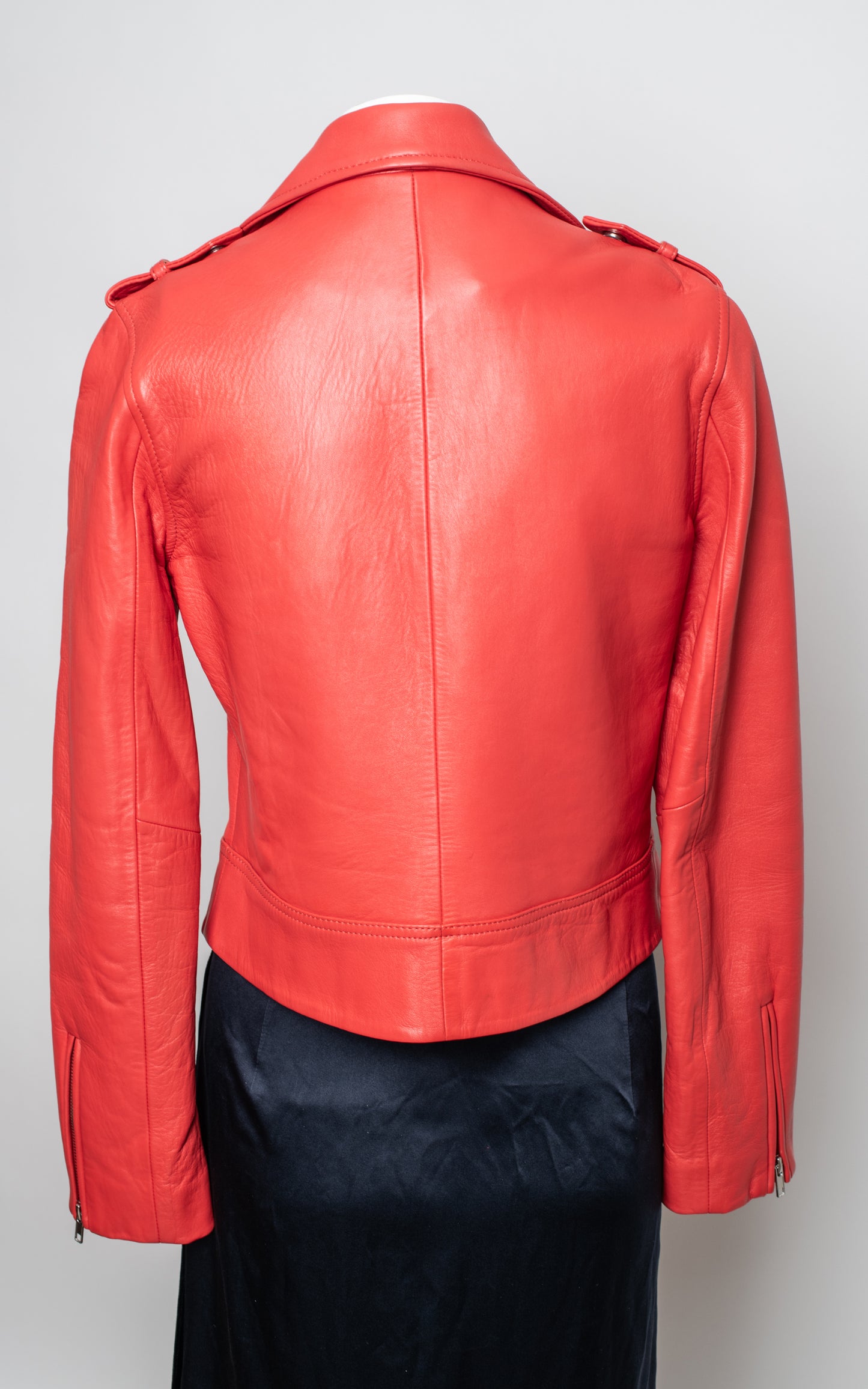 Chaqueta de cuero roja/fresa
