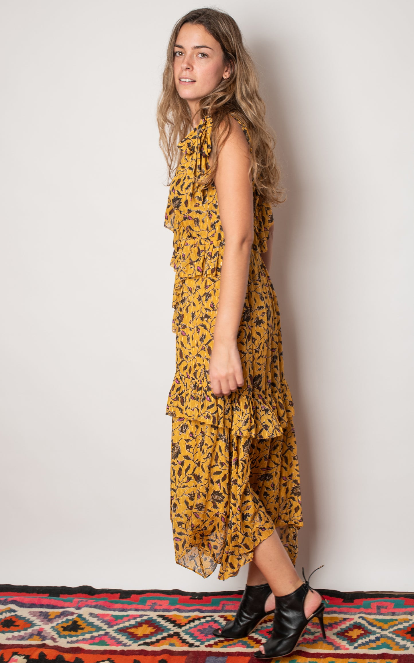 Vestido mostaza de flores