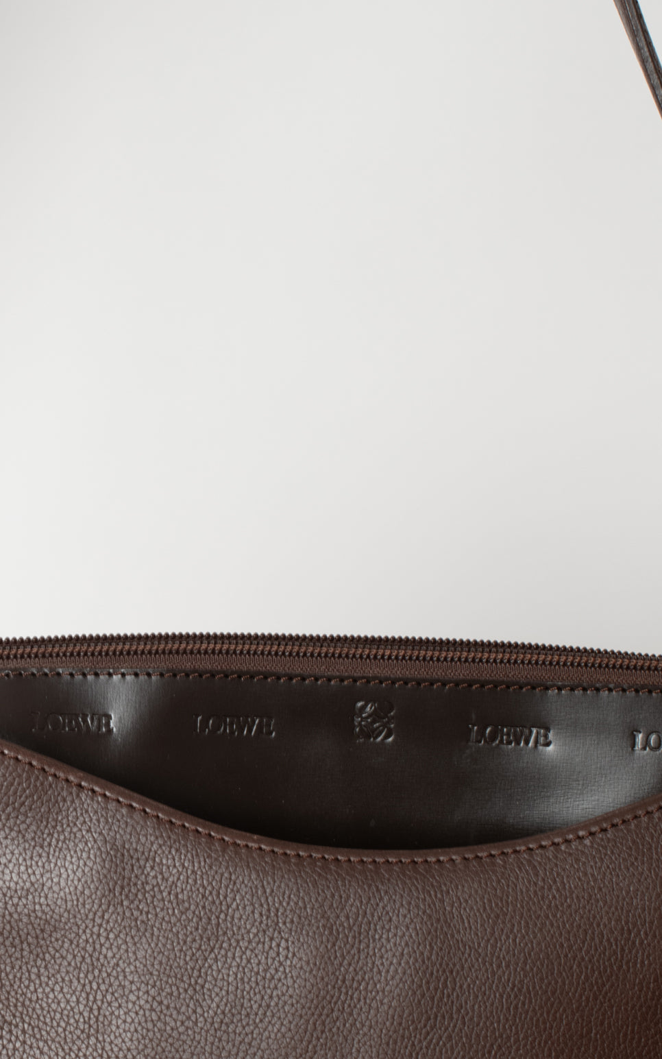 Bolso marrón de piel