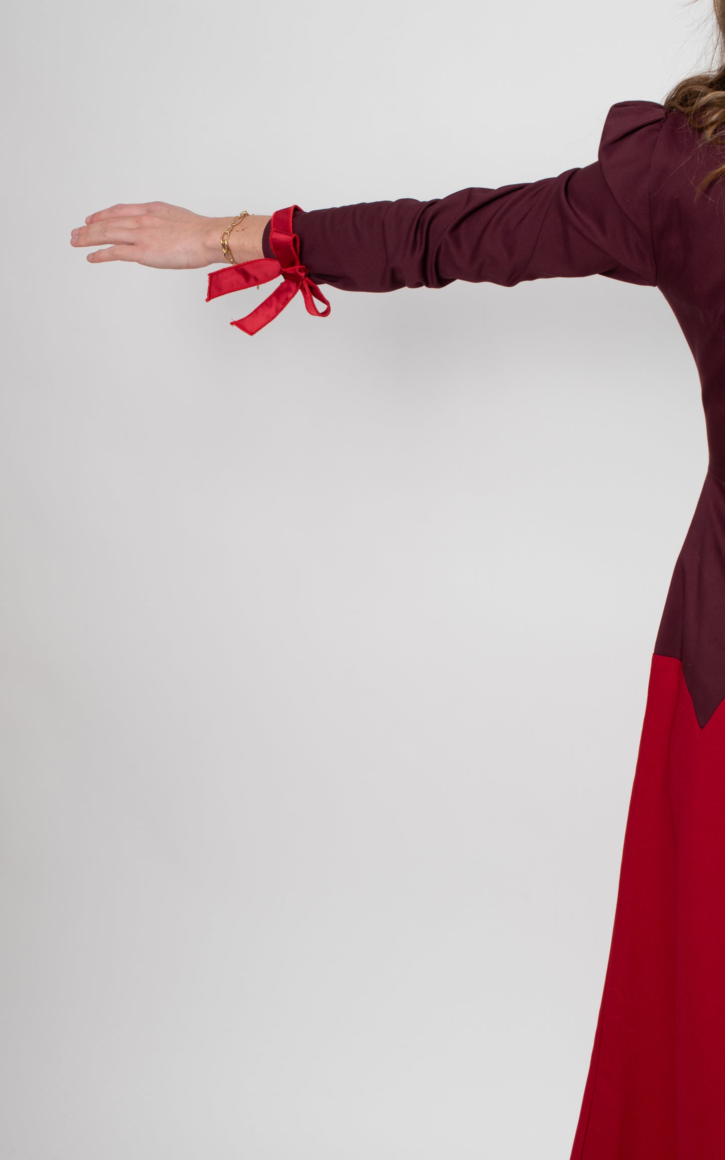 Vestido granate y rojo manga larga