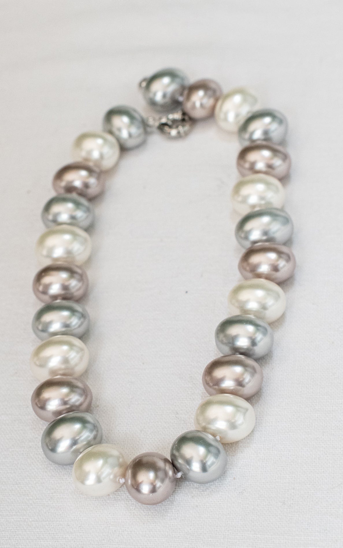 Collar perlas tricolor