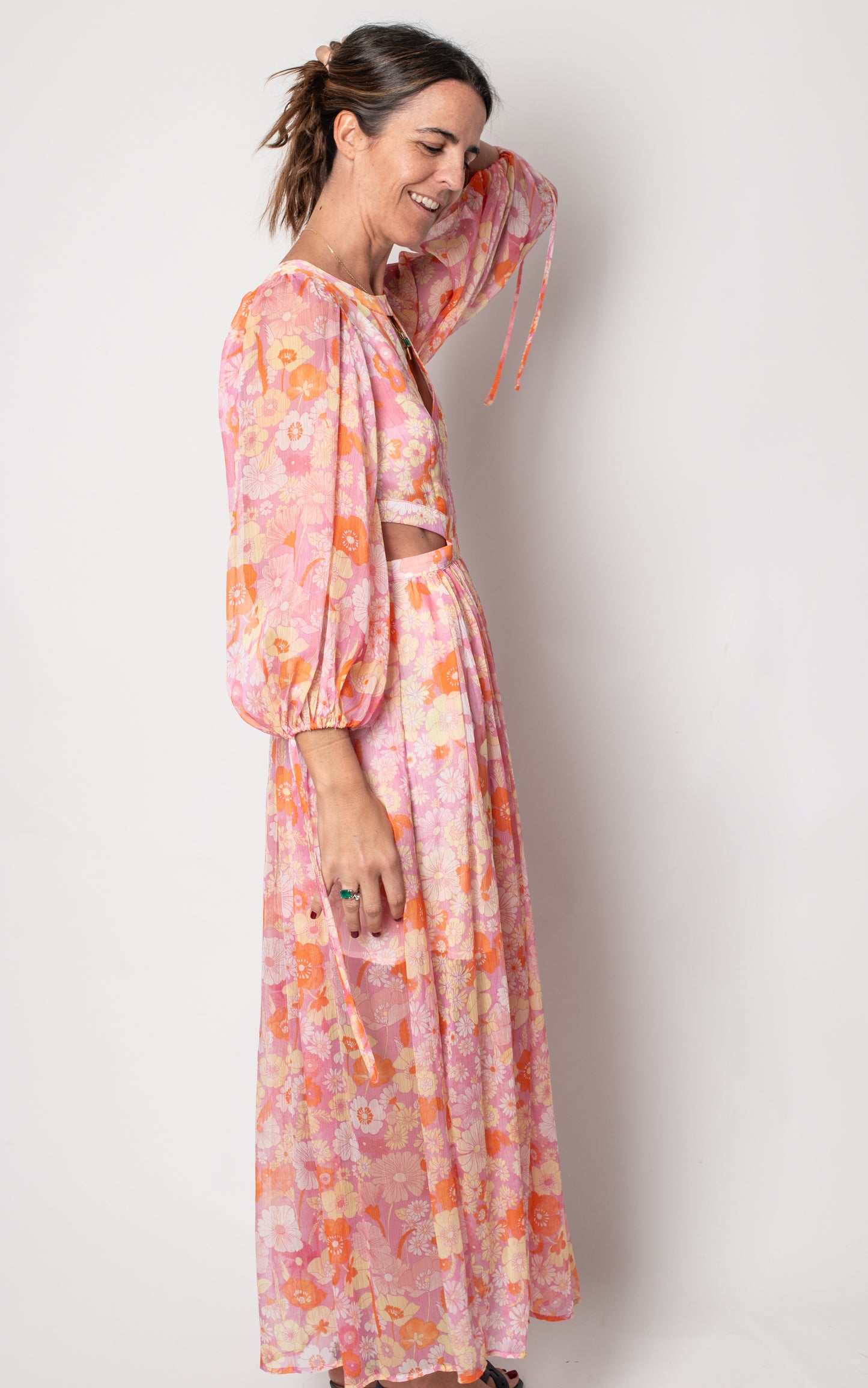 Vestido cut out