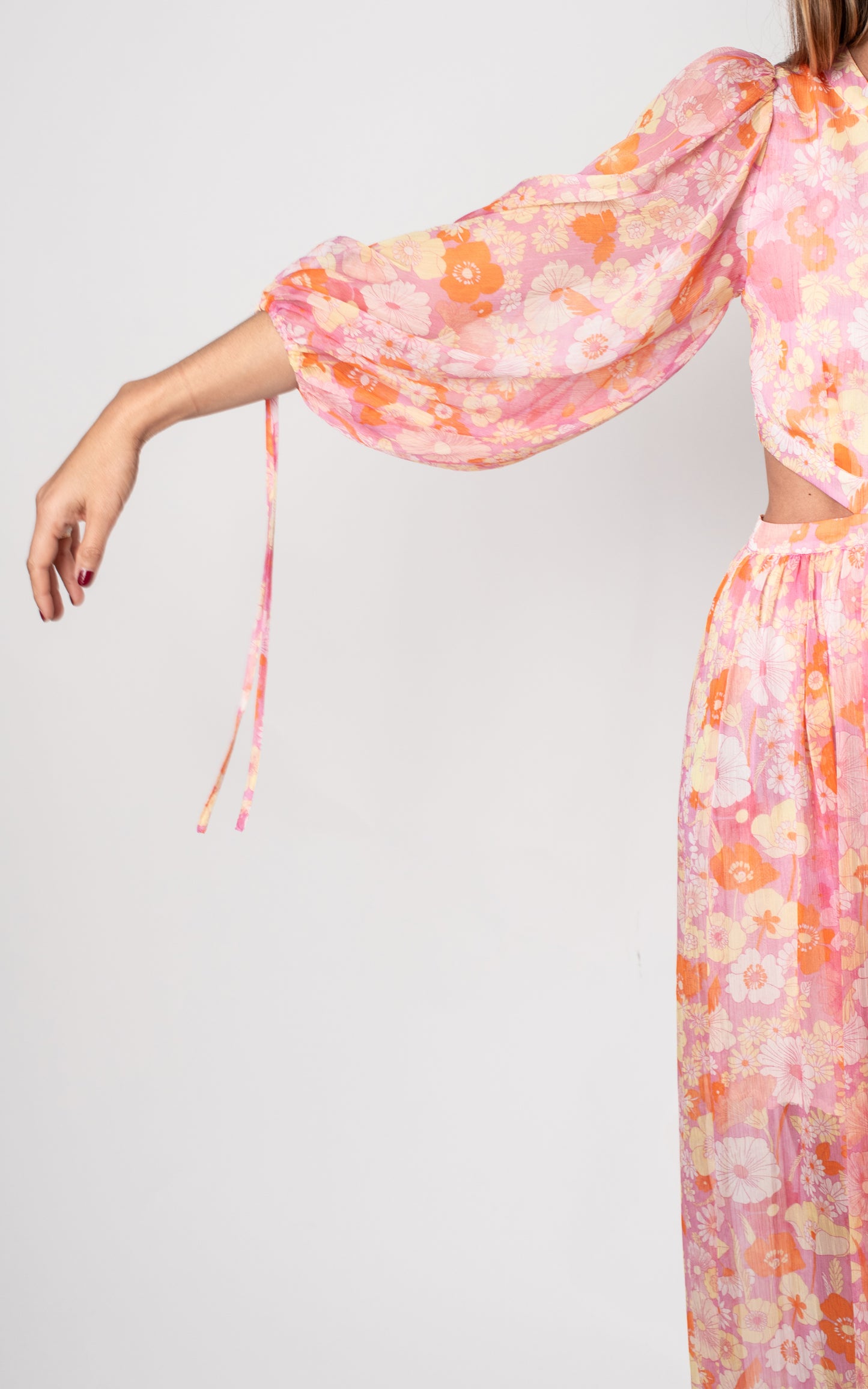 Vestido cut out