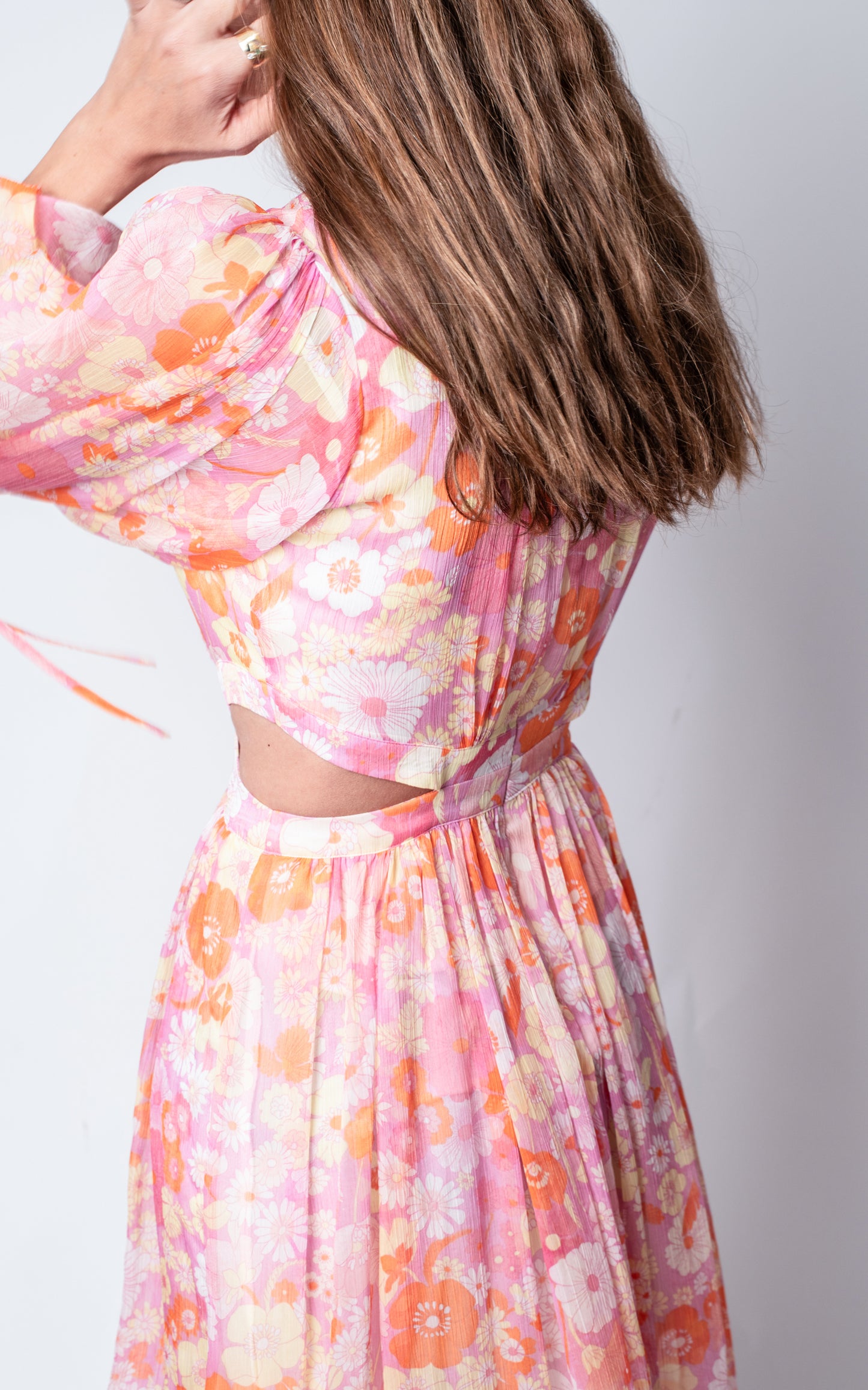 Vestido cut out