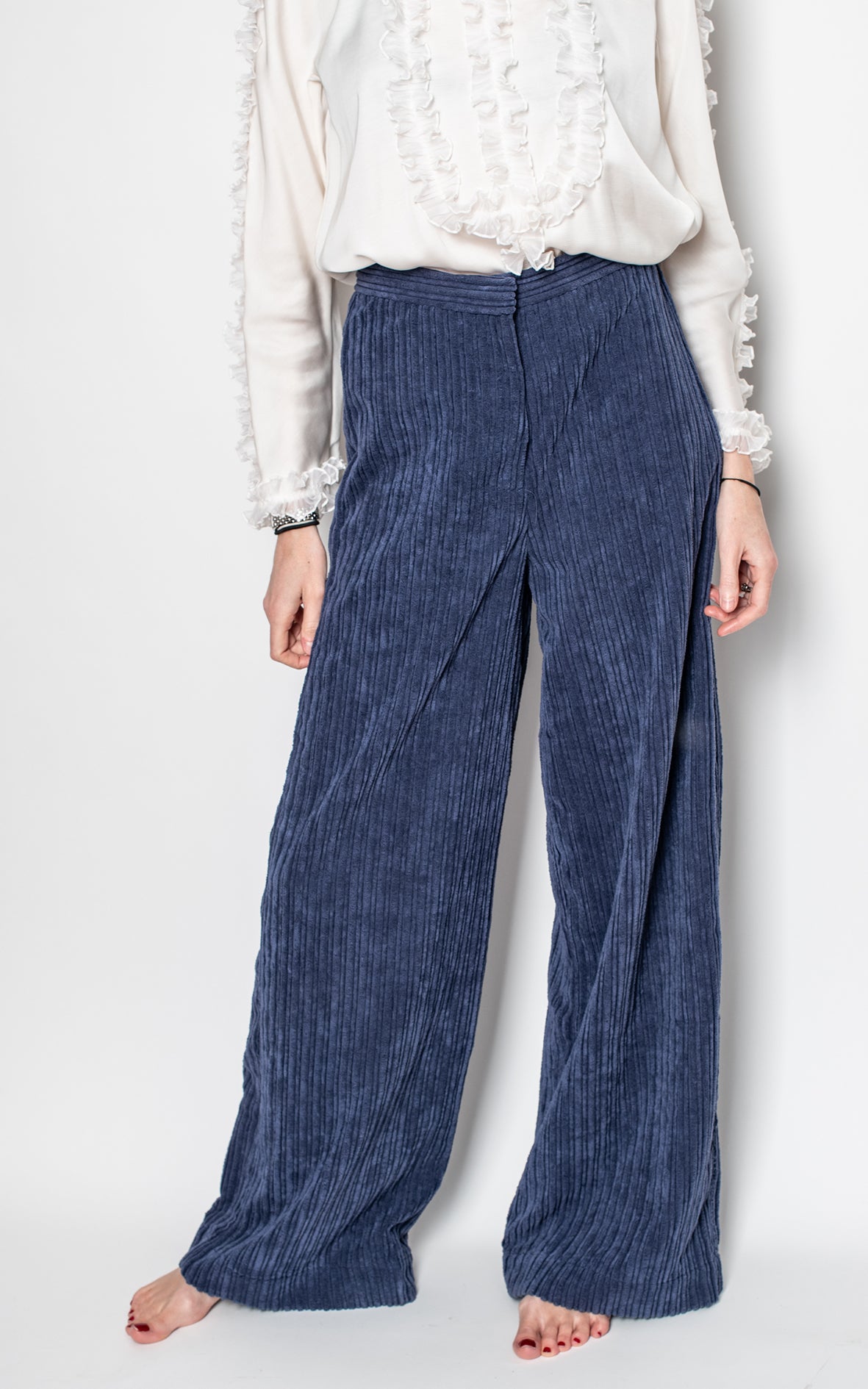 Pantalones azul de pana