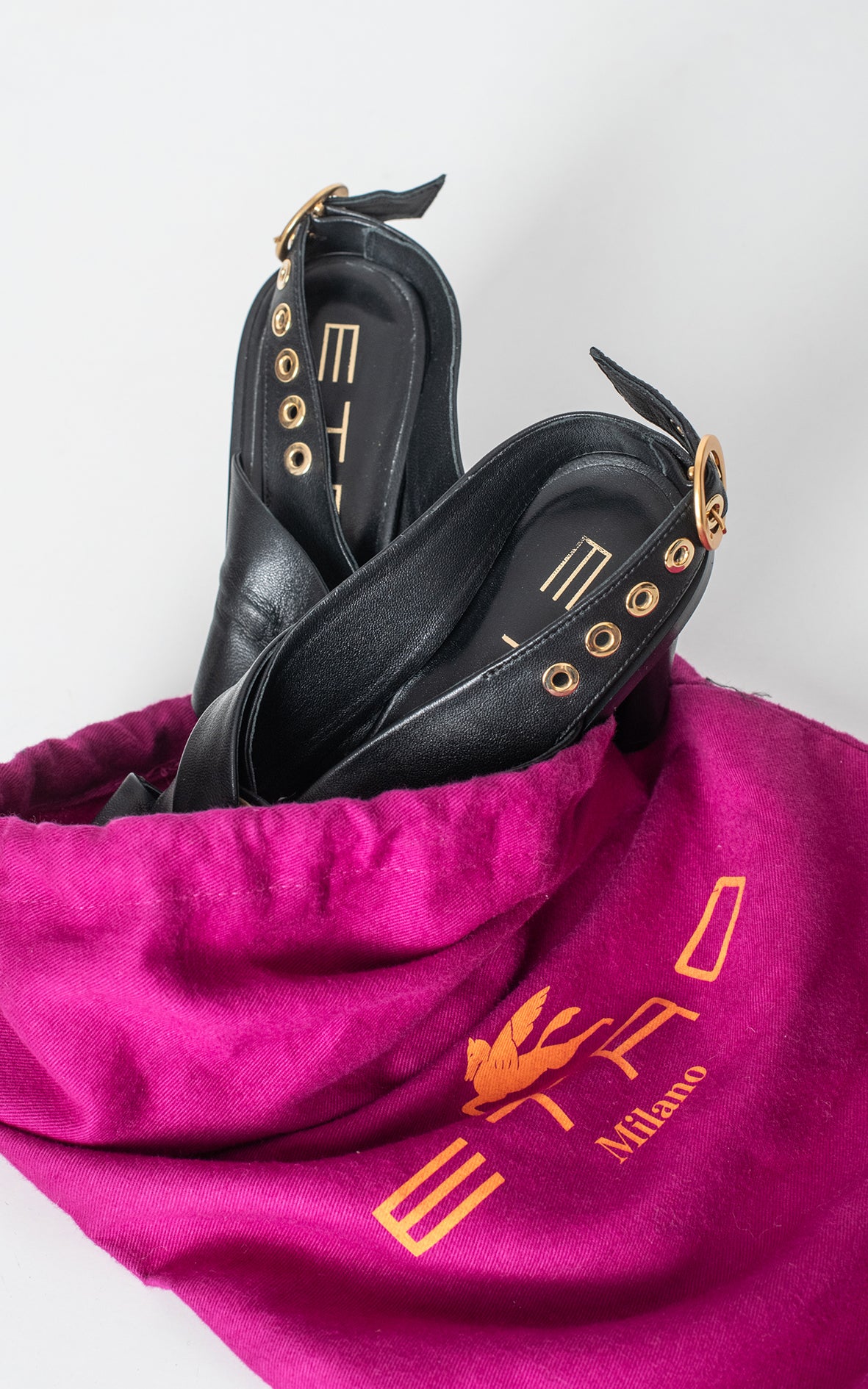 Sandalias de piel negras