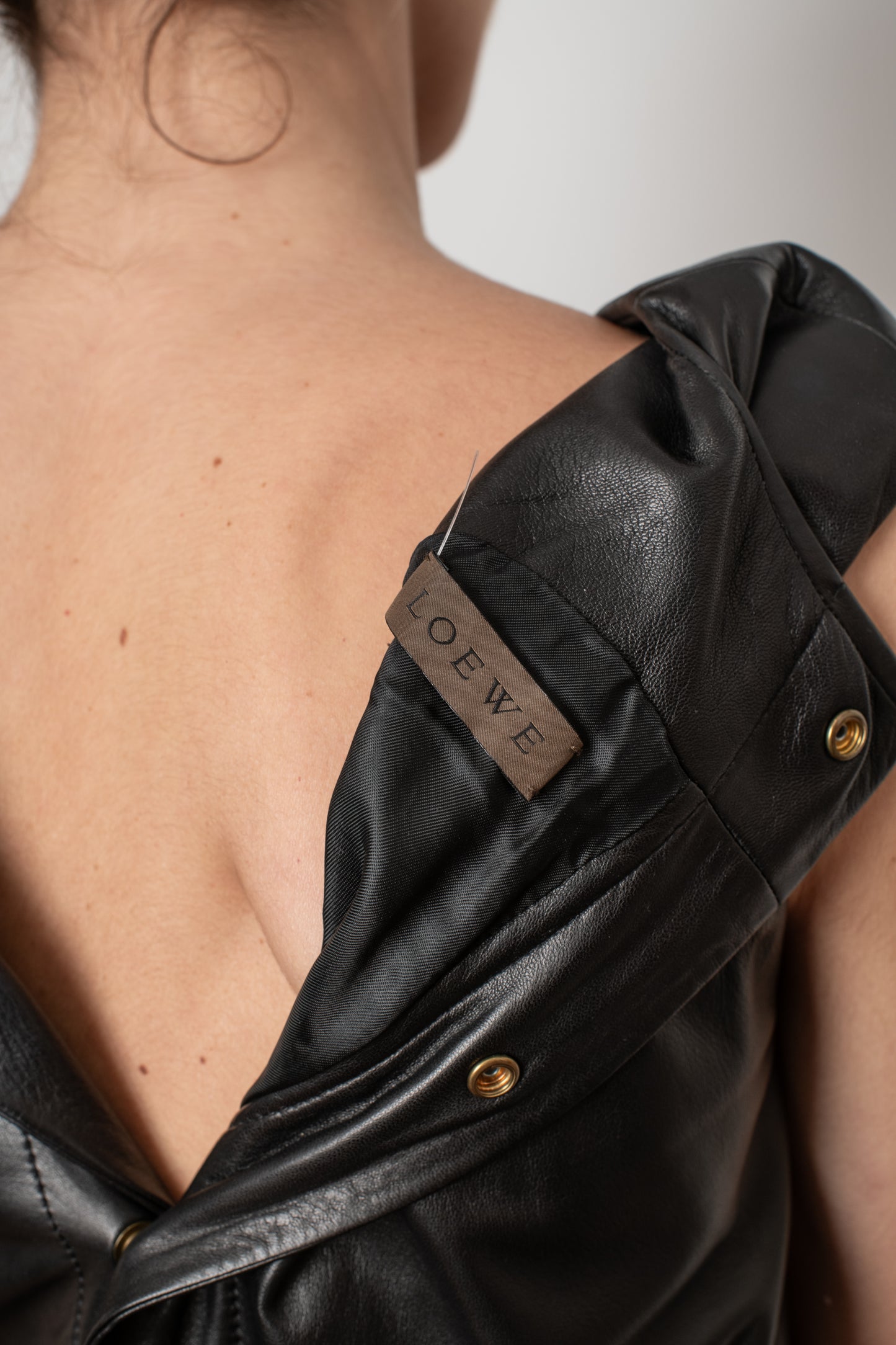 Vestido de piel de loewe