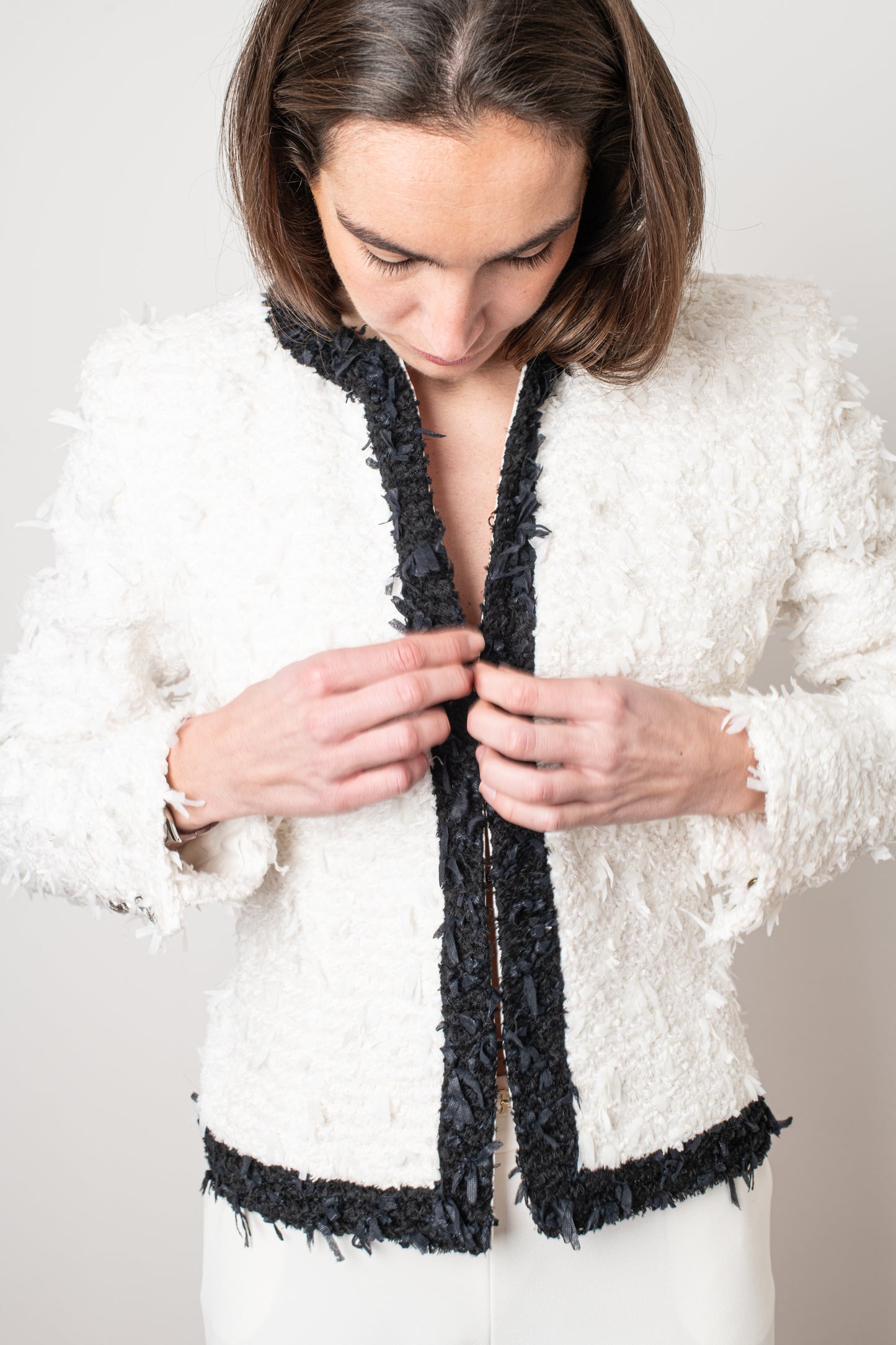 Blazer blanca y negra tweed