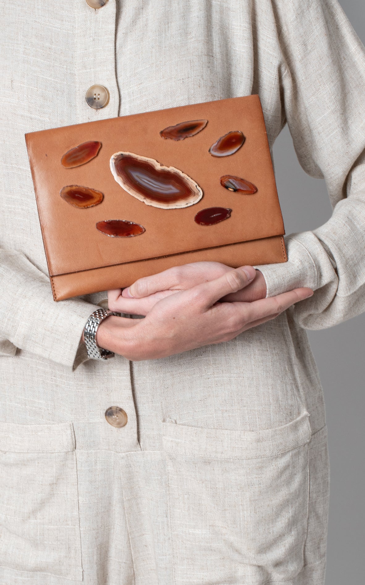 Clutch de piel marrón
