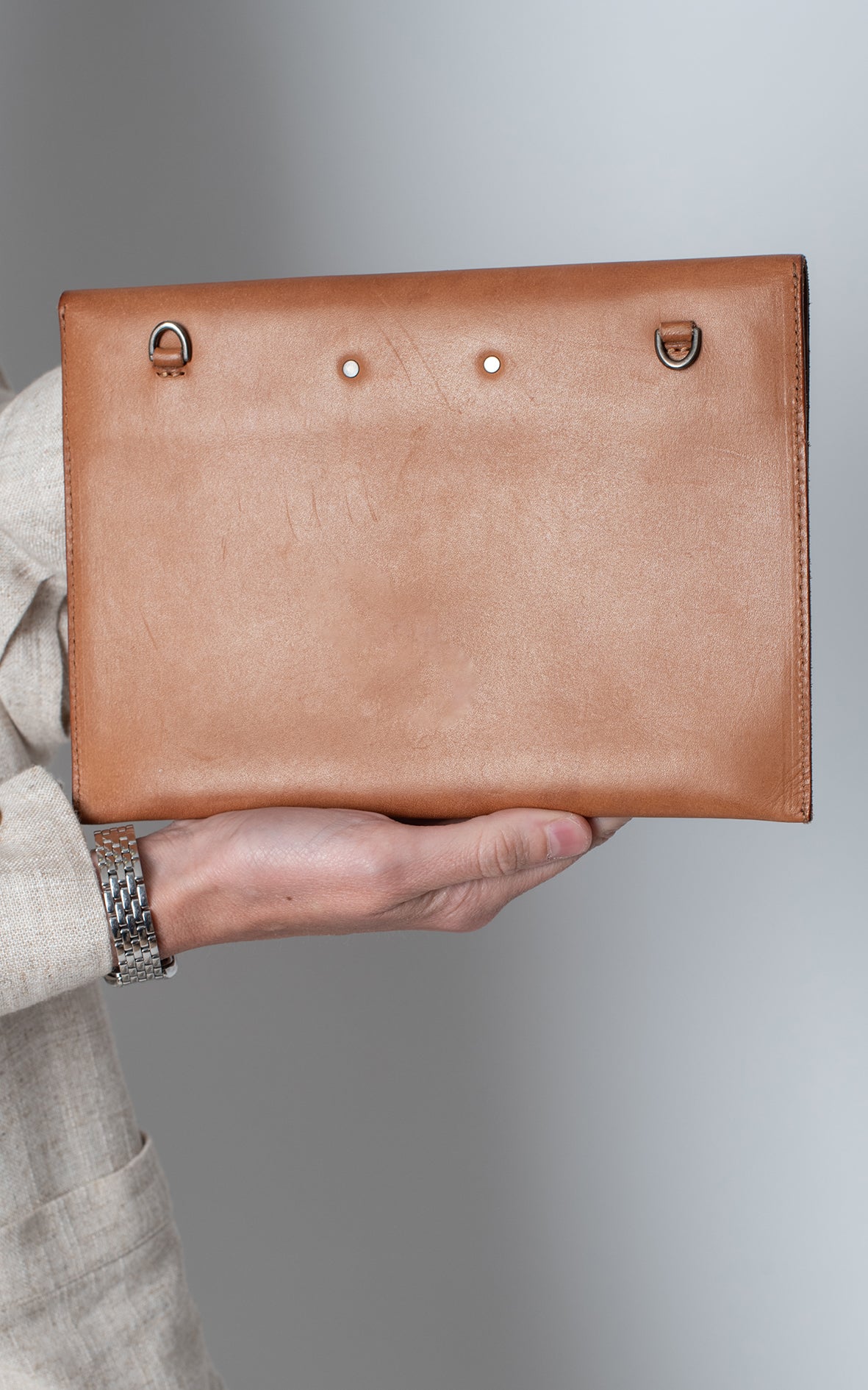 Clutch de piel marrón