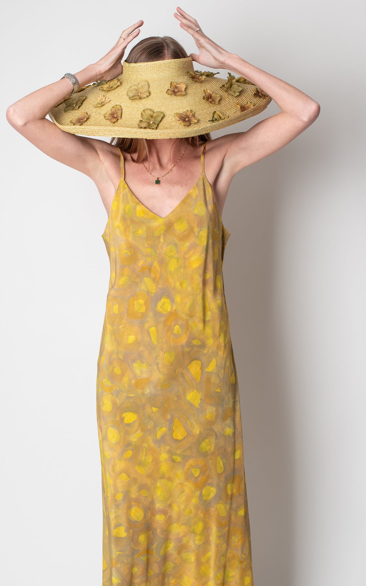 Vestido seda amarillo con lunares