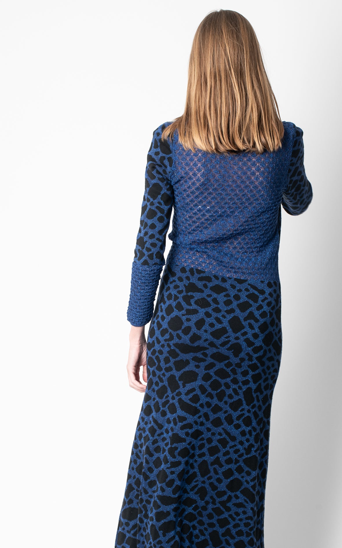 Vestido azul y negro manga larga
