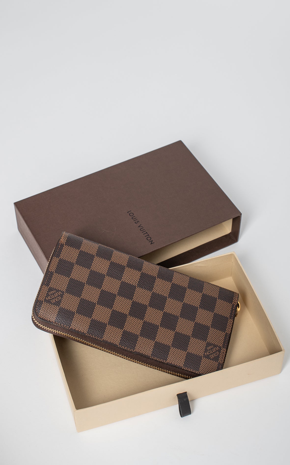 Cartera Vuitton