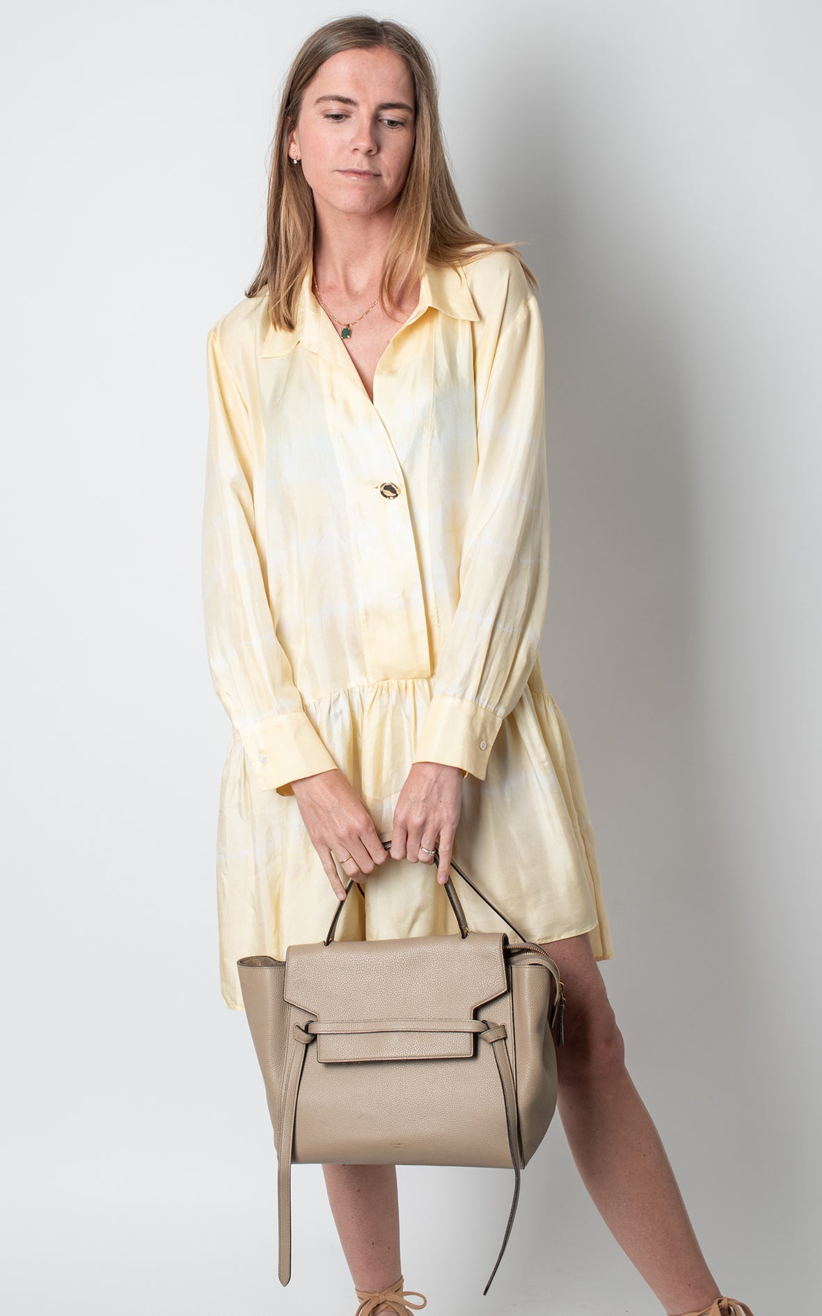 Vestido amarillo camisero