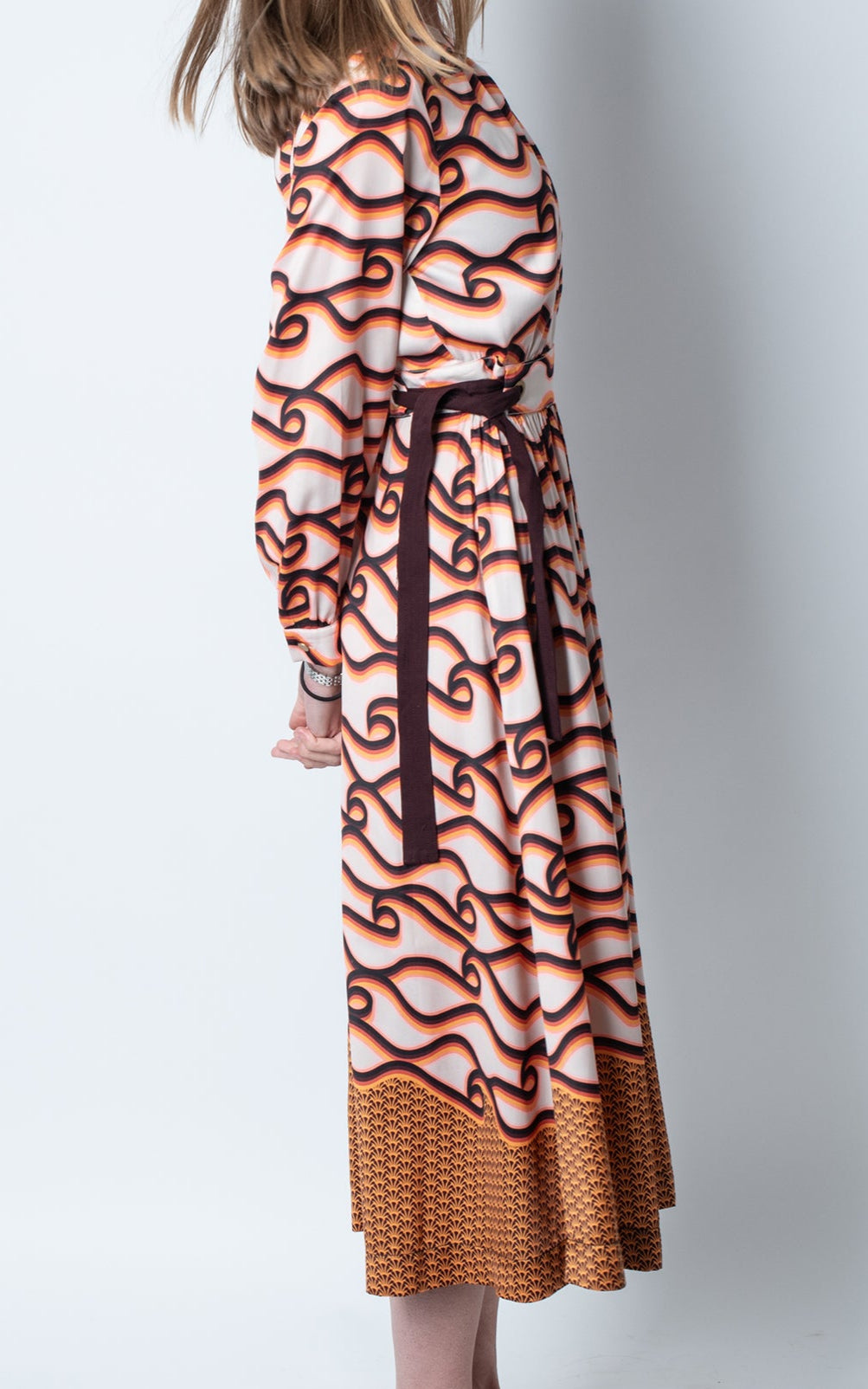 Vestido estampado lazadas