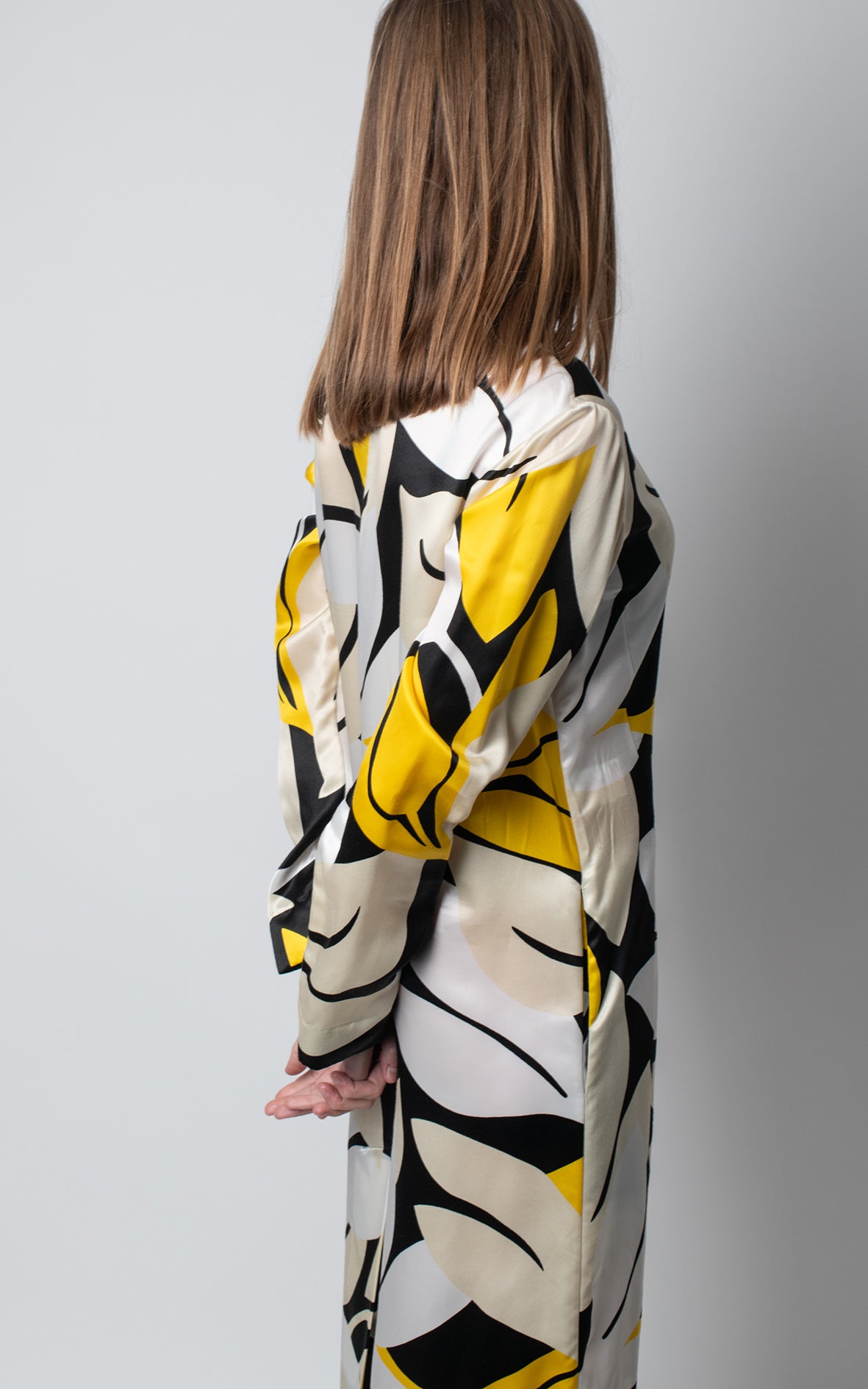 Vestido blanco negro y amarillo