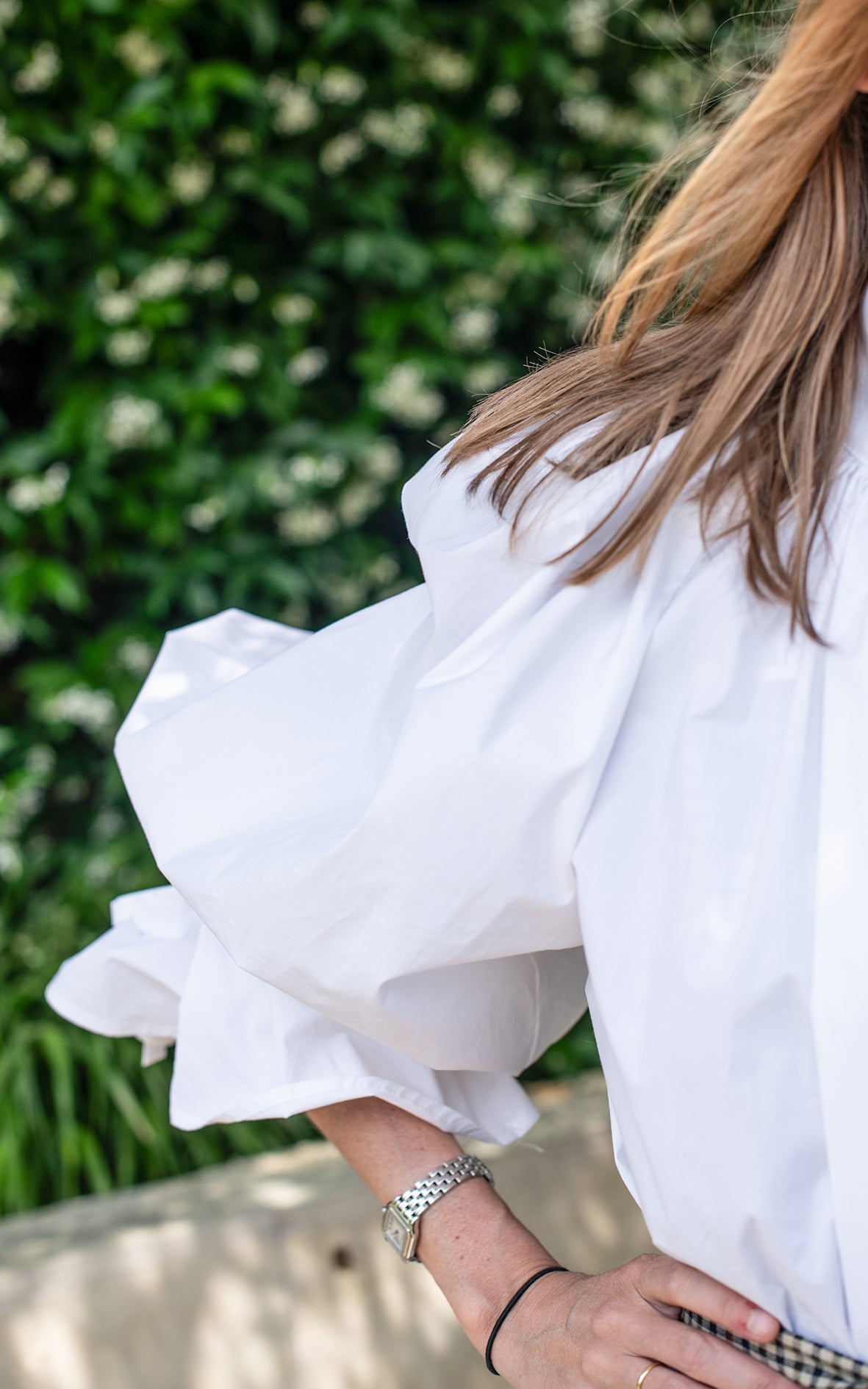 Camisa blanca mangas abullonadas