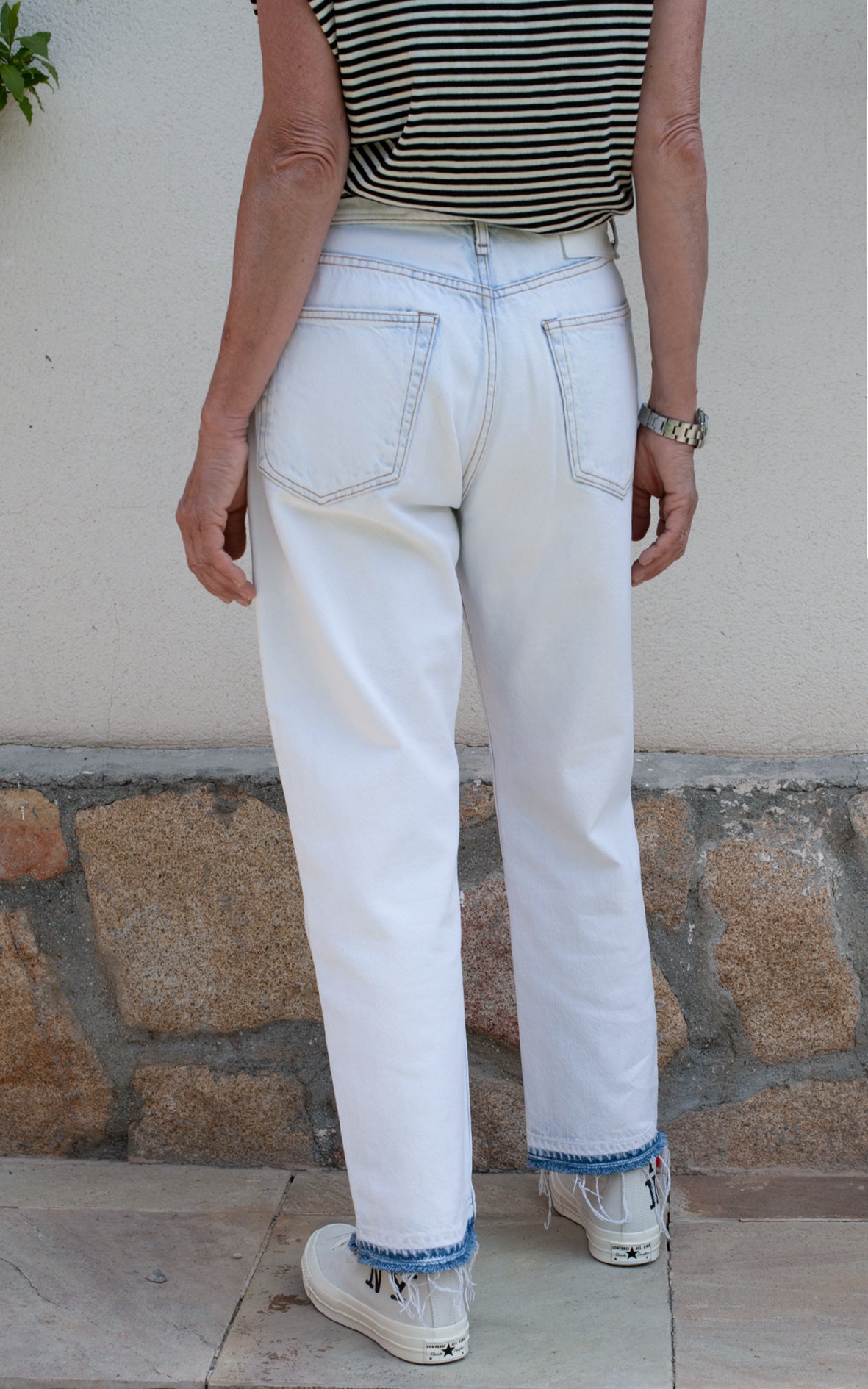 Vaqueros claritos desteñidos