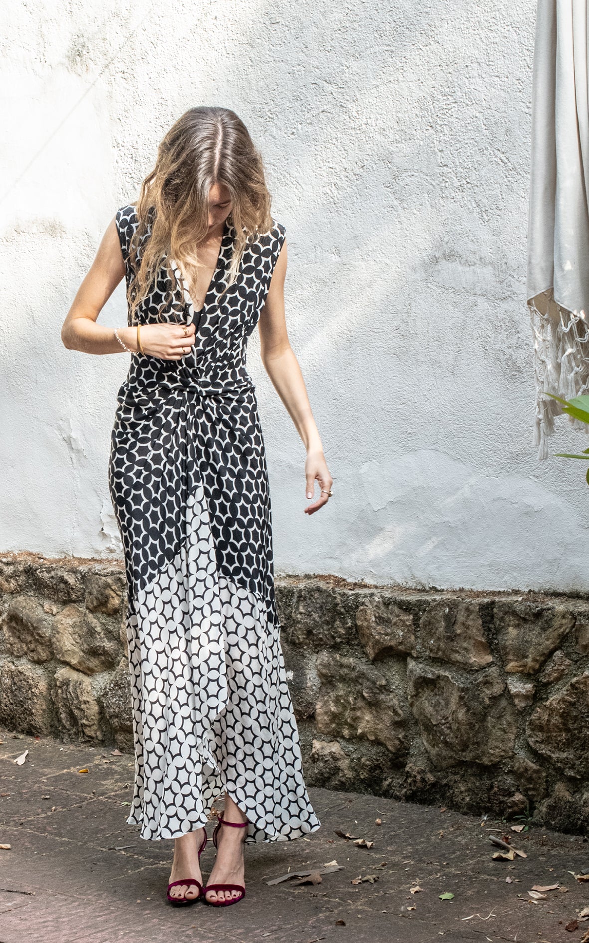 Vestido blanco y negro estrellas