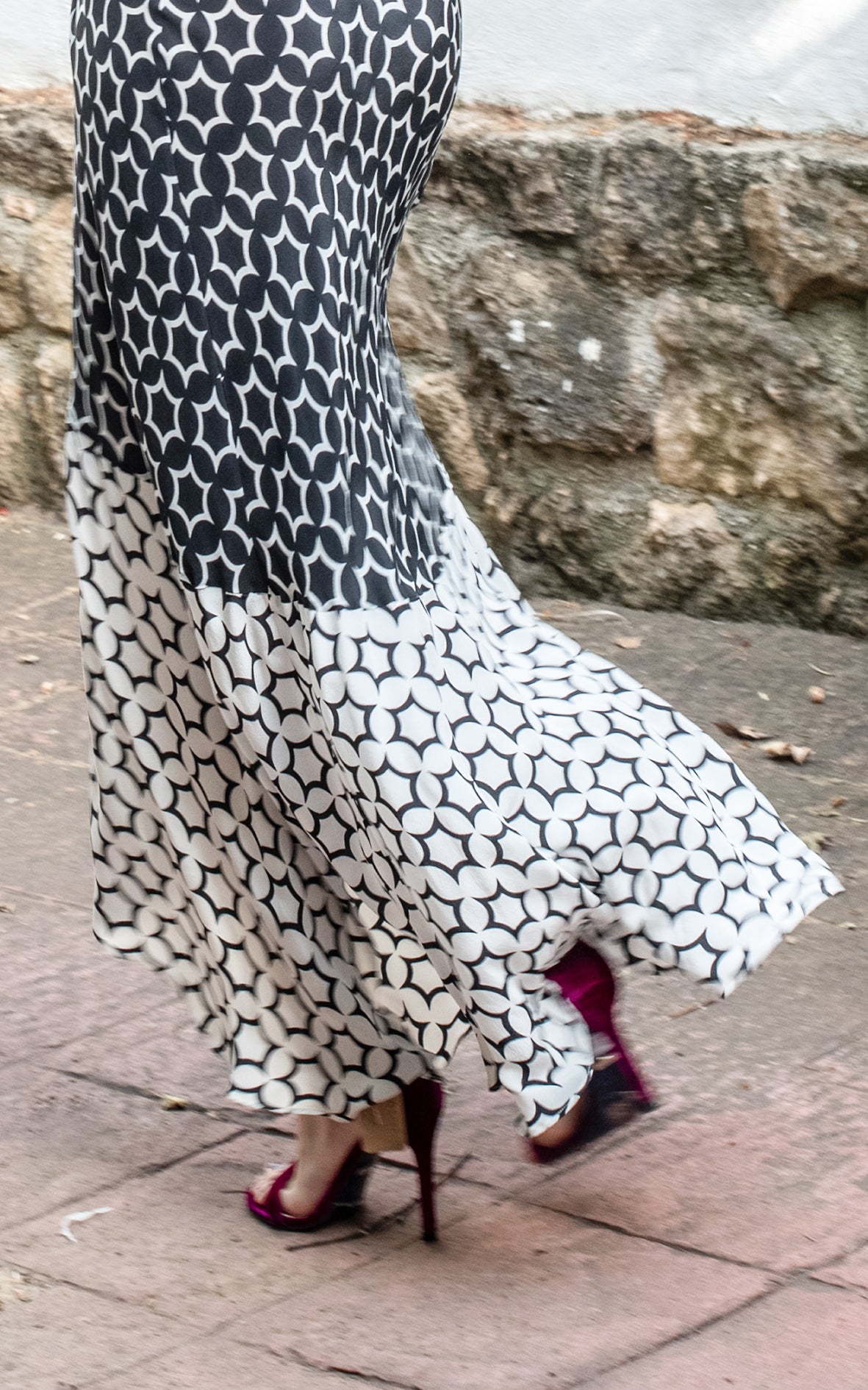 Vestido blanco y negro estrellas