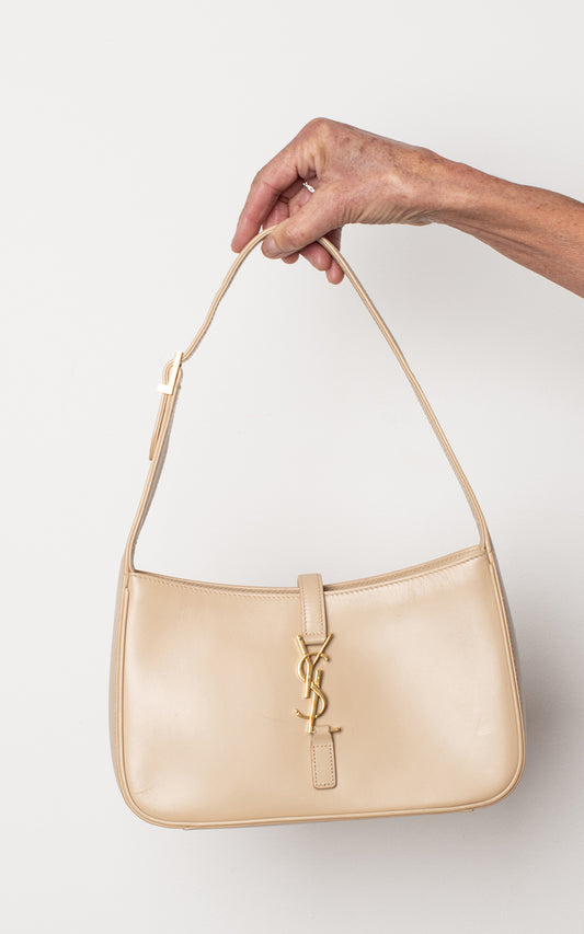 Bolso “Le 5 à 7” YSL