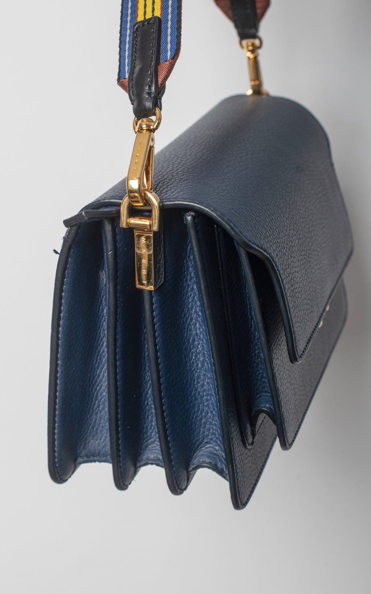 Bolso trunk azul oscuro