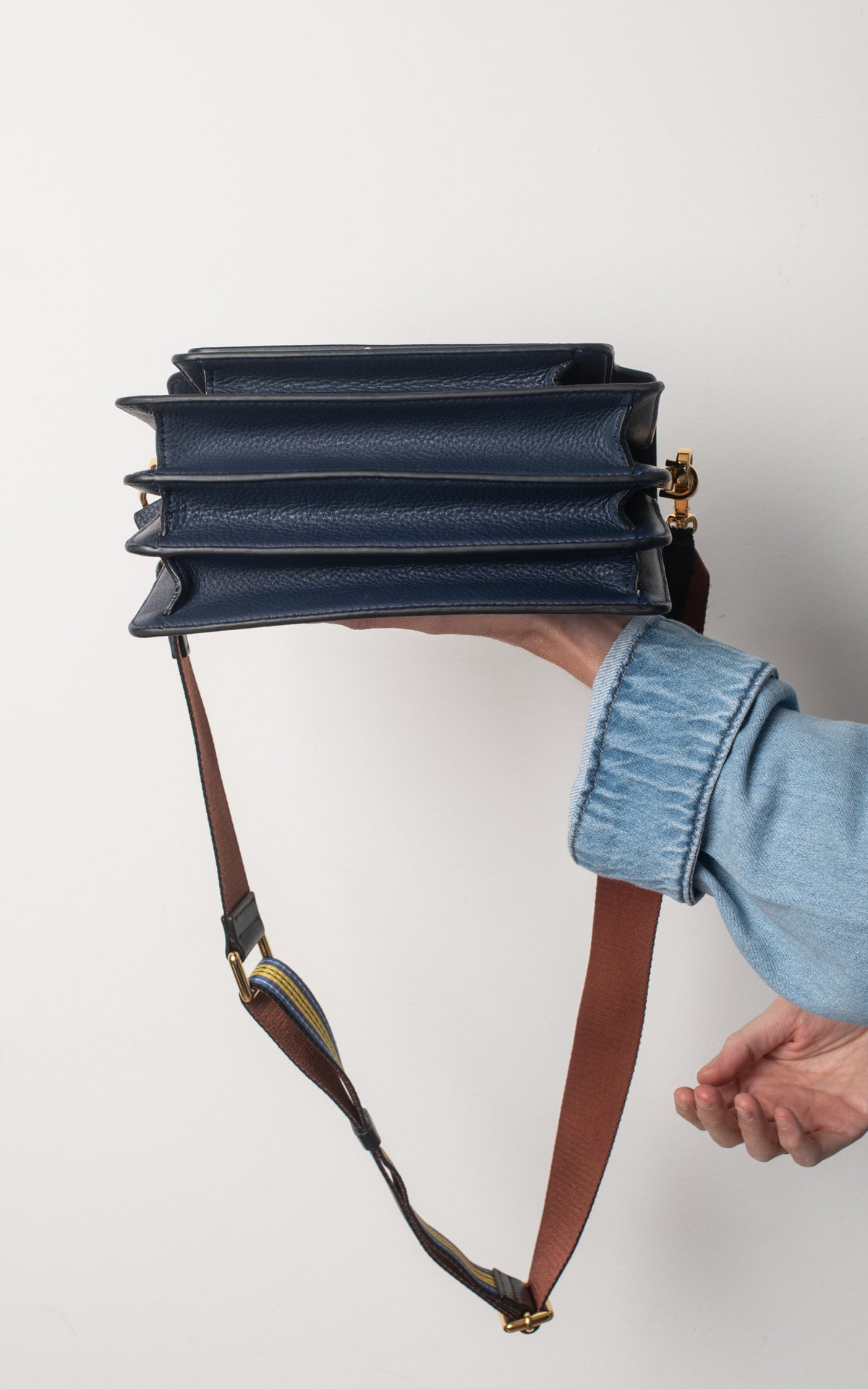 Bolso trunk azul oscuro