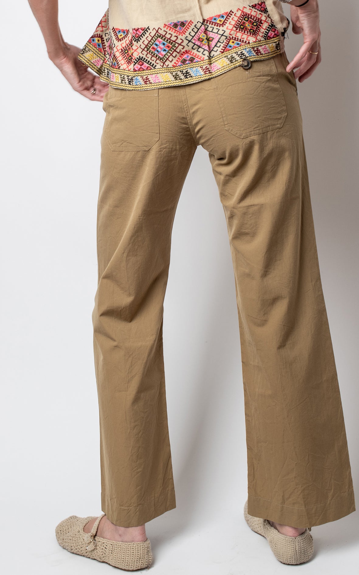 Pantalón beige